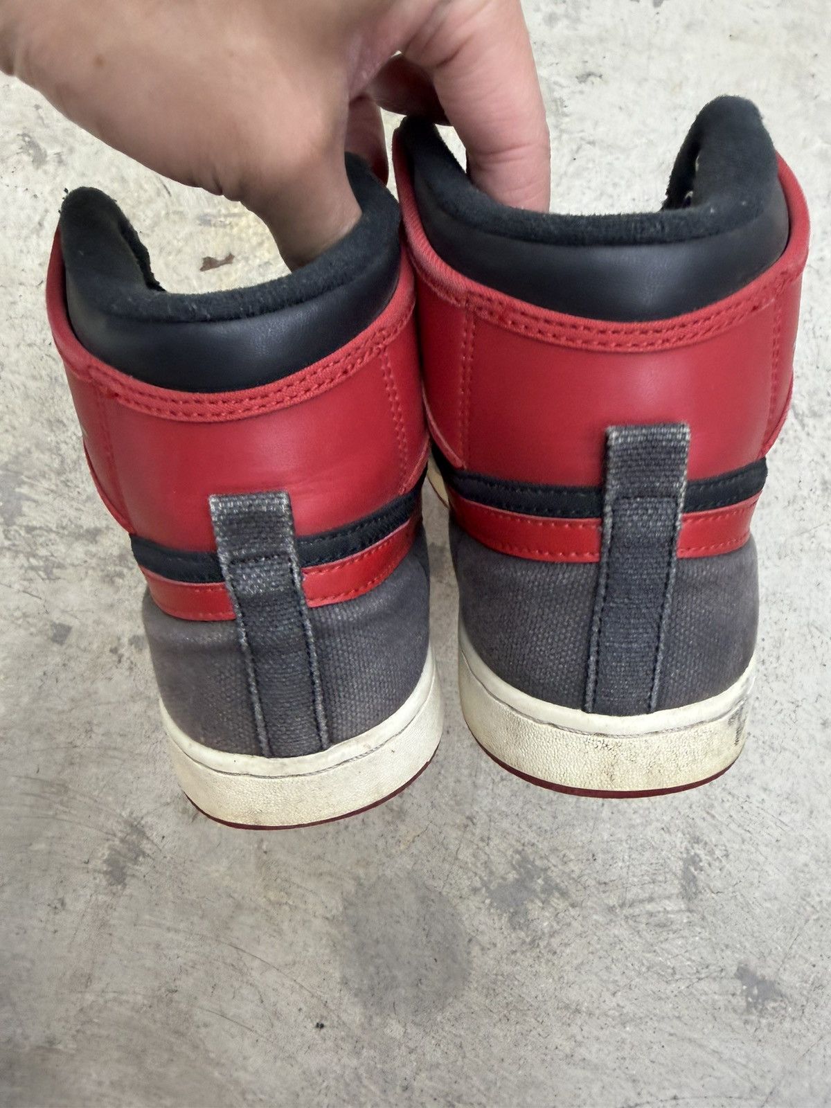 Jordan Brand PROMO SAMPLE Nike Air Jordan 1 KO Bred Size US 10 / EU 43 - 3 Thumbnail