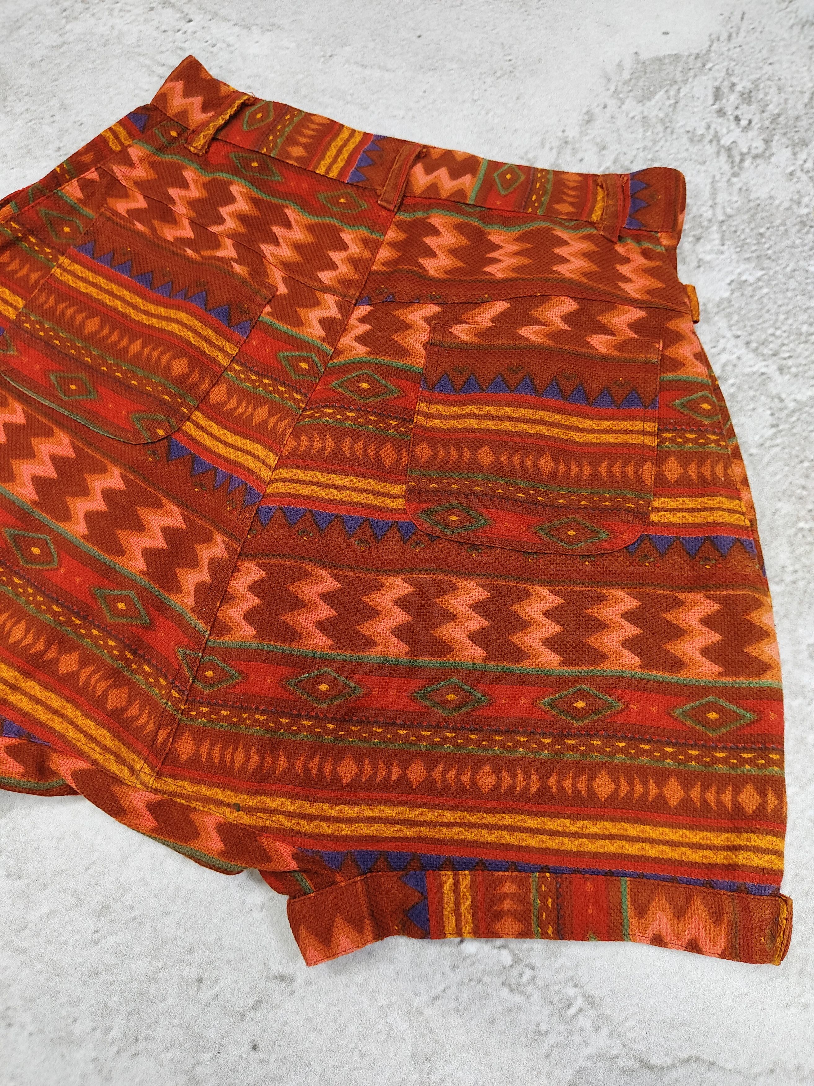 Japanese Brand Yul- Bohemian Retro Hippie Tribal Aztec High Waist Shorts Size 29" - 8 Thumbnail