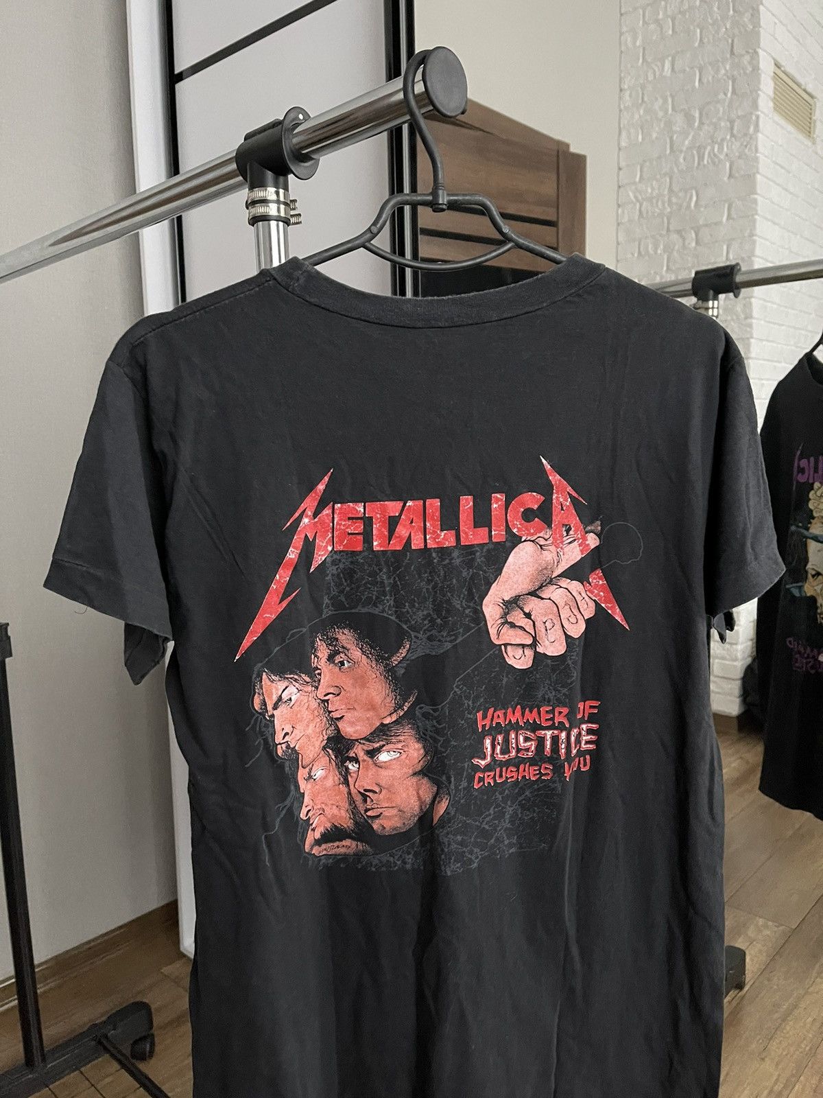 Band Tees 1988 Metallica Damaged Justice Hammer Vintage Band T-Shirt Size US L / EU 52-54 / 3 - 6 Thumbnail