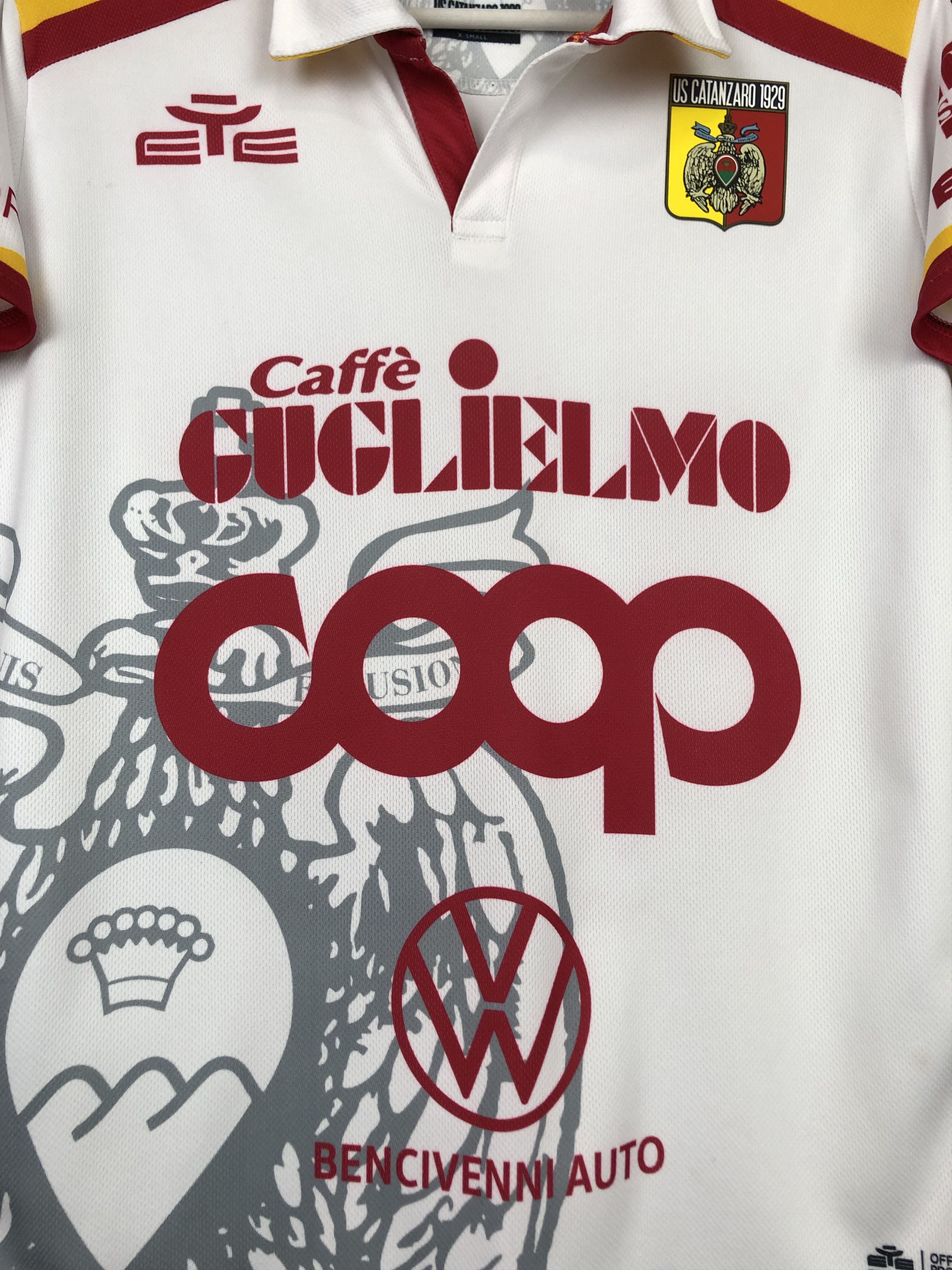 Vintage Catanzaro 1929 football shirt Soccer Jersey Maglia Tee Hype Size US XS / EU 42 / 0 - 3 Thumbnail