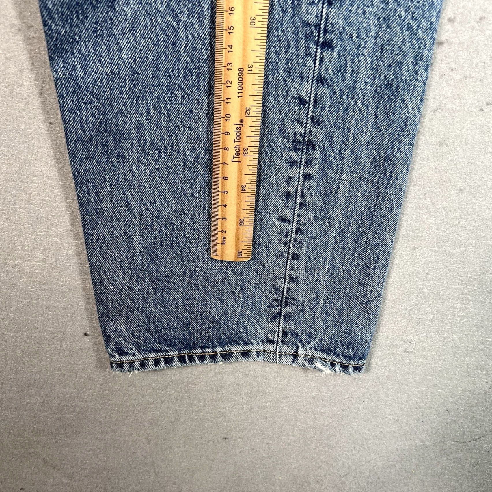 Bdg BDG Jeans Womens 28 Blue Medium Wash Denim Relaxed Straight Urban Outfitters Size 28" / US 6 / IT 42 - 3 Thumbnail