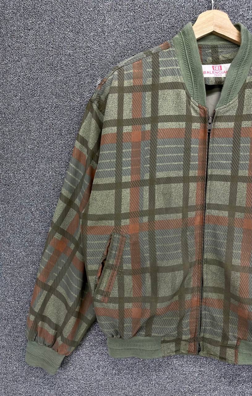 Balenciaga Vintage 90s Balenciaga Paris Checkered Shadow Plaids Jacket Size US L / EU 52-54 / 3 - 3 Thumbnail