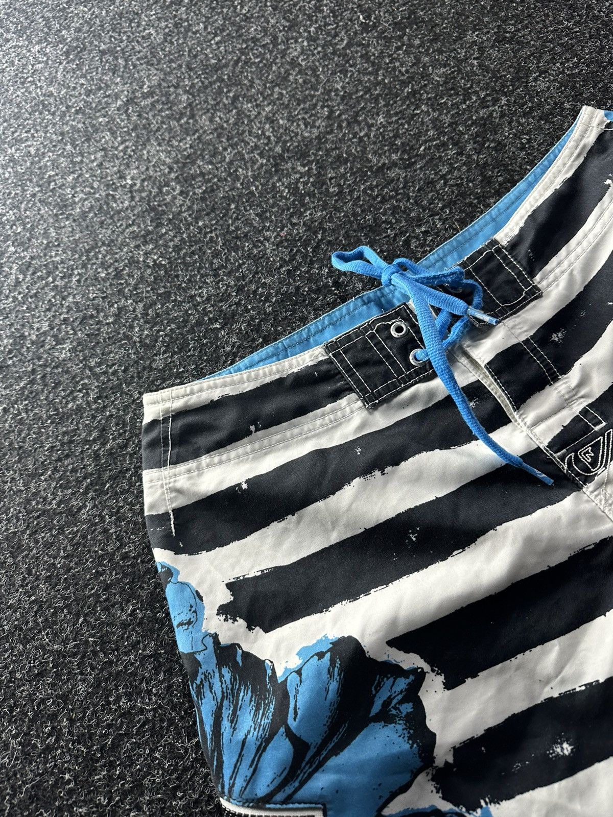 🚨Vintage Quicksilver OVER PRINT Japanese Surf style Shorts