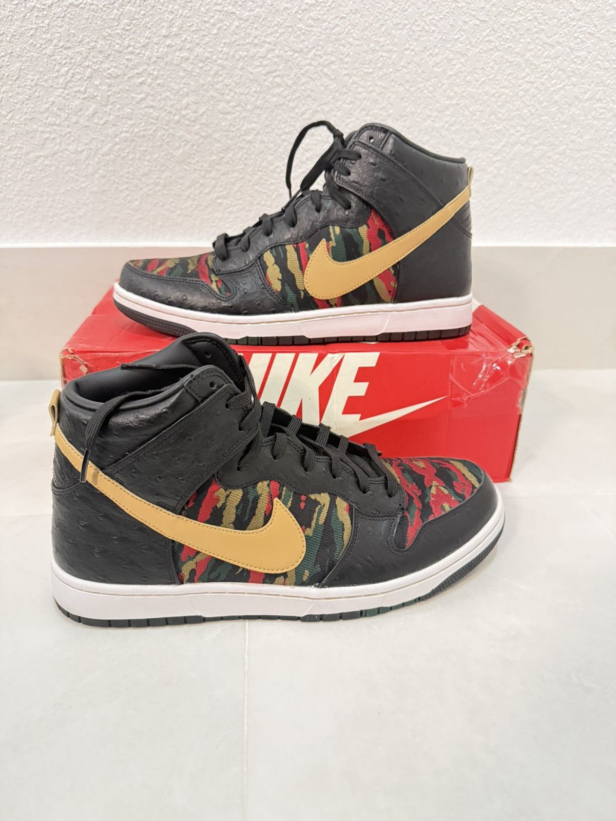 Nike Nike Dunk CMFT Premium Tiger Camo Ostrich Size 11 Size US 11 / EU 44 - 2 Thumbnail