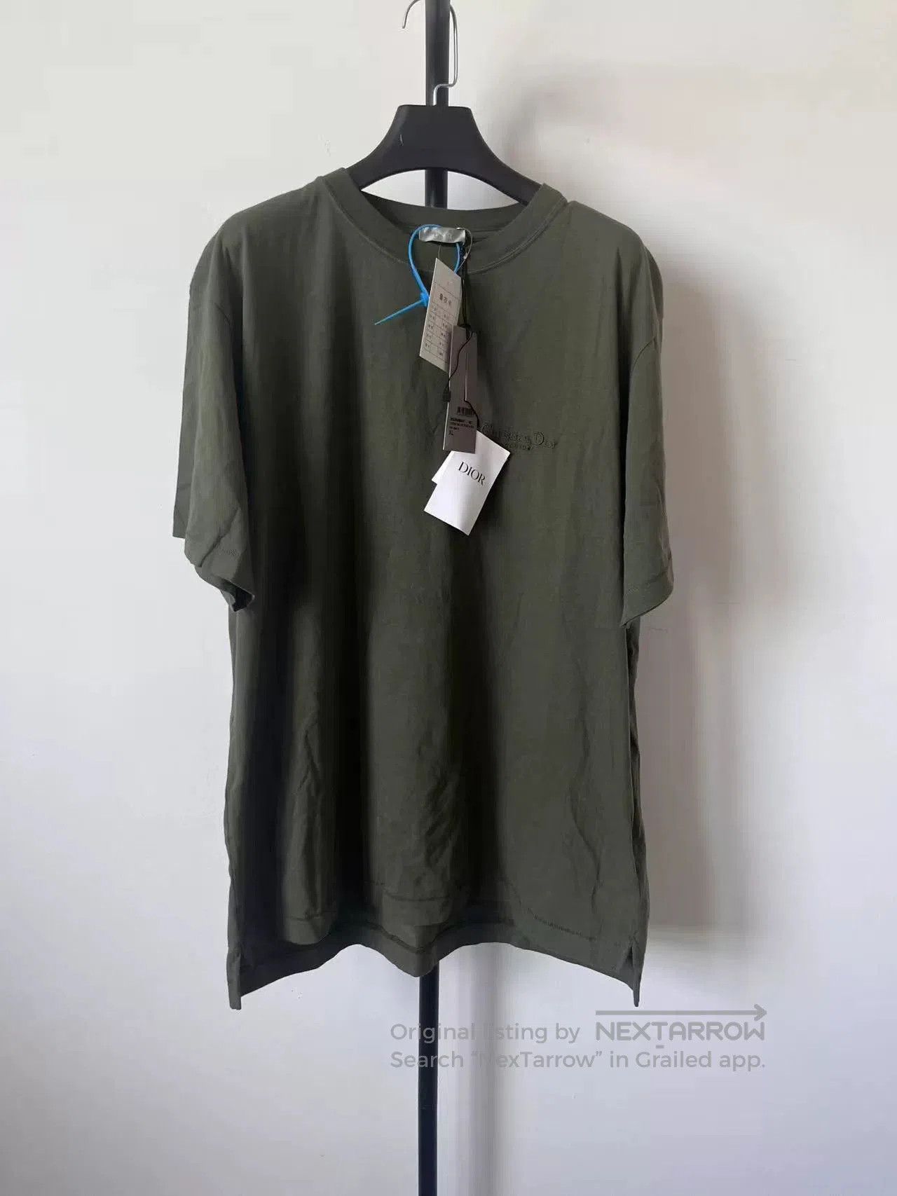 Dior DIOR Men's Solid Logo Crewneck Short-Sleeve T-Shirt. Size US XL / EU 56 / 4 - 1 Thumbnail
