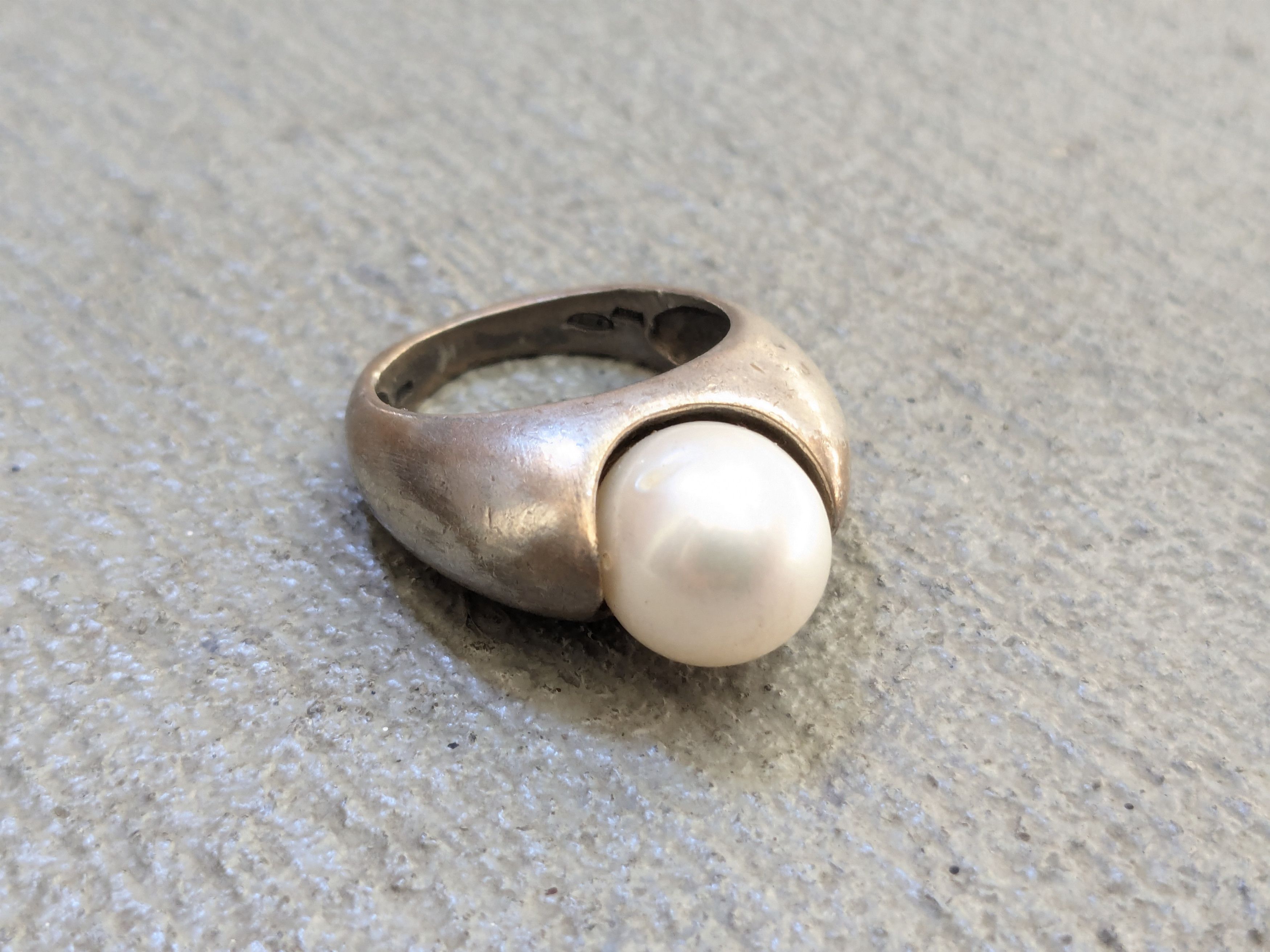Avant Garde x Jewelry Vintage Sterling Silver Ring Faux Pearl 8.25 Modern in Silver Gray, Men's