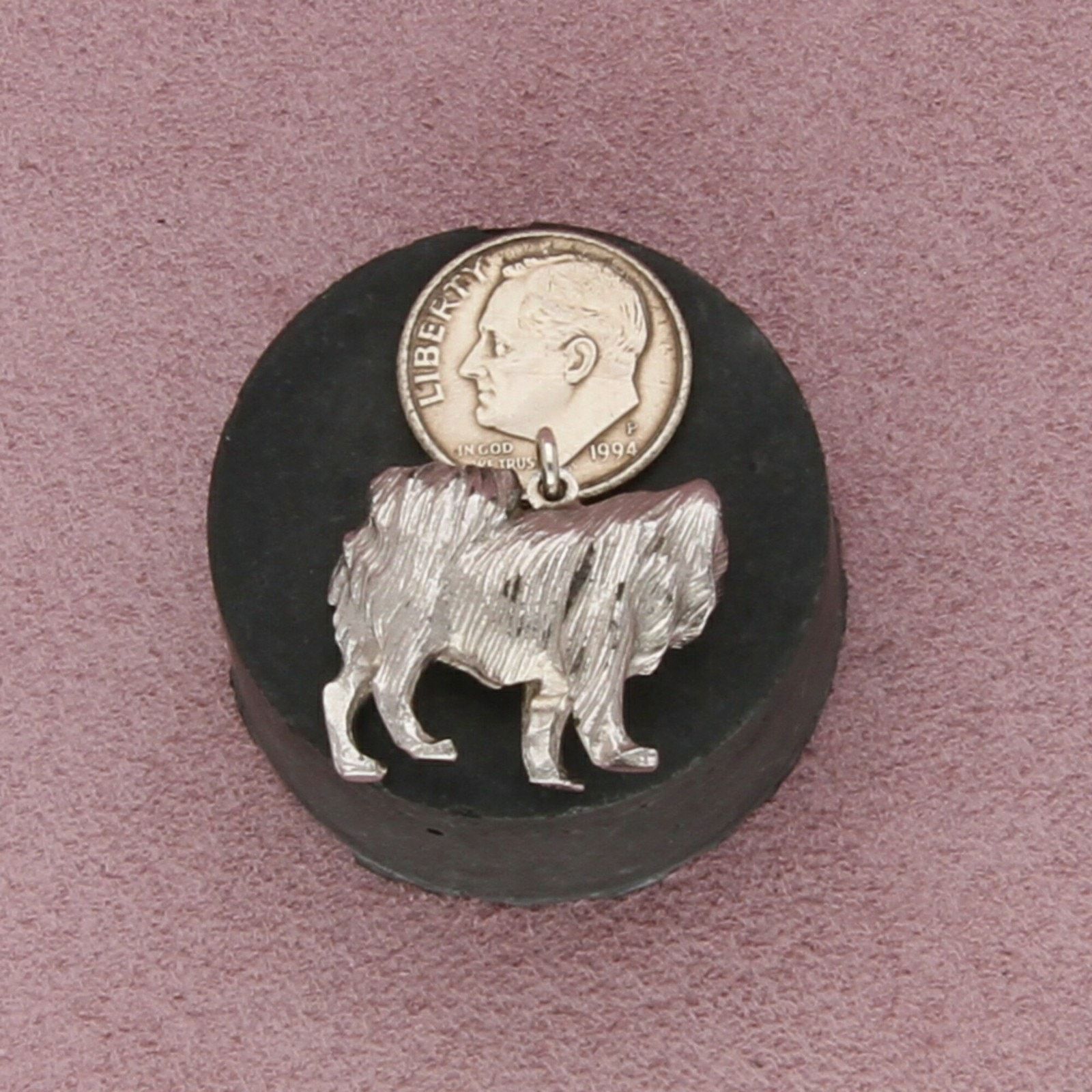 Sterling Silver sterling silver vintage garnet eyes long haired dog pendant Size ONE SIZE - 3 Thumbnail