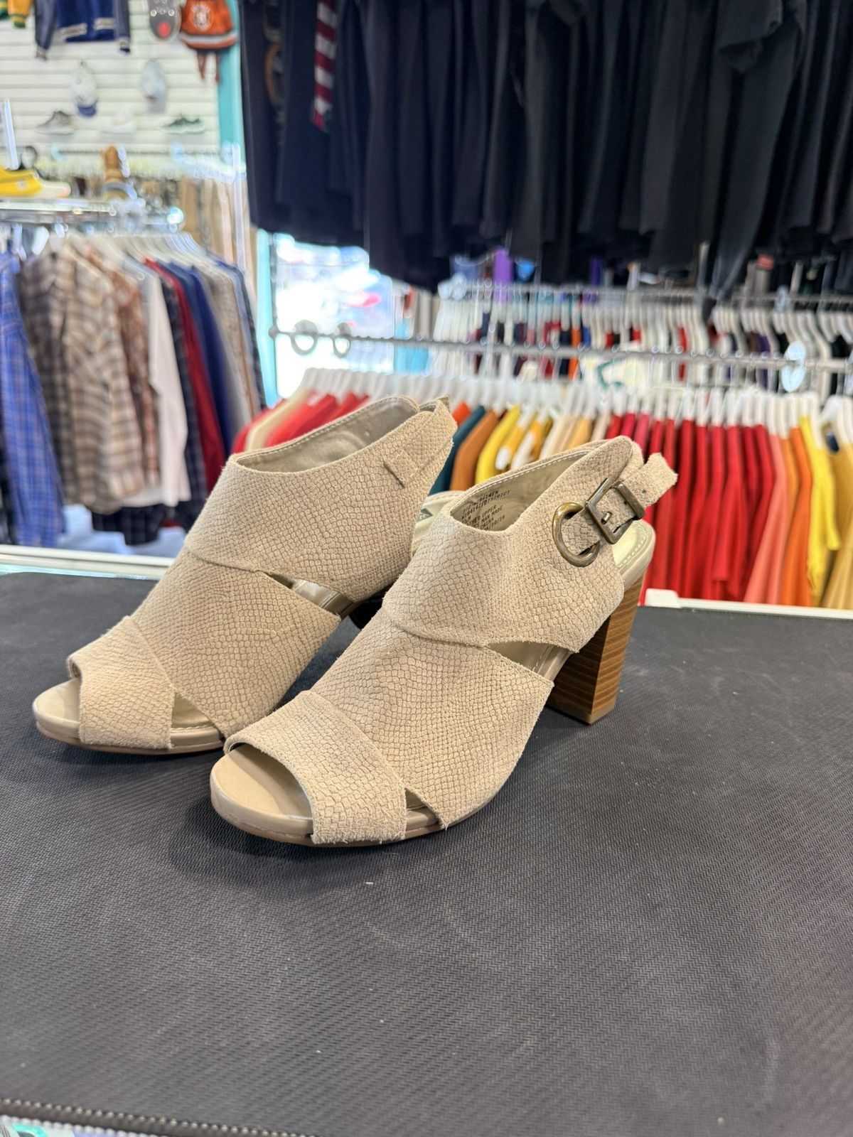 White Mountaineering White Mountain District Beige Heel Sandals Size US 7.5 / IT 37.5 - 6 Thumbnail