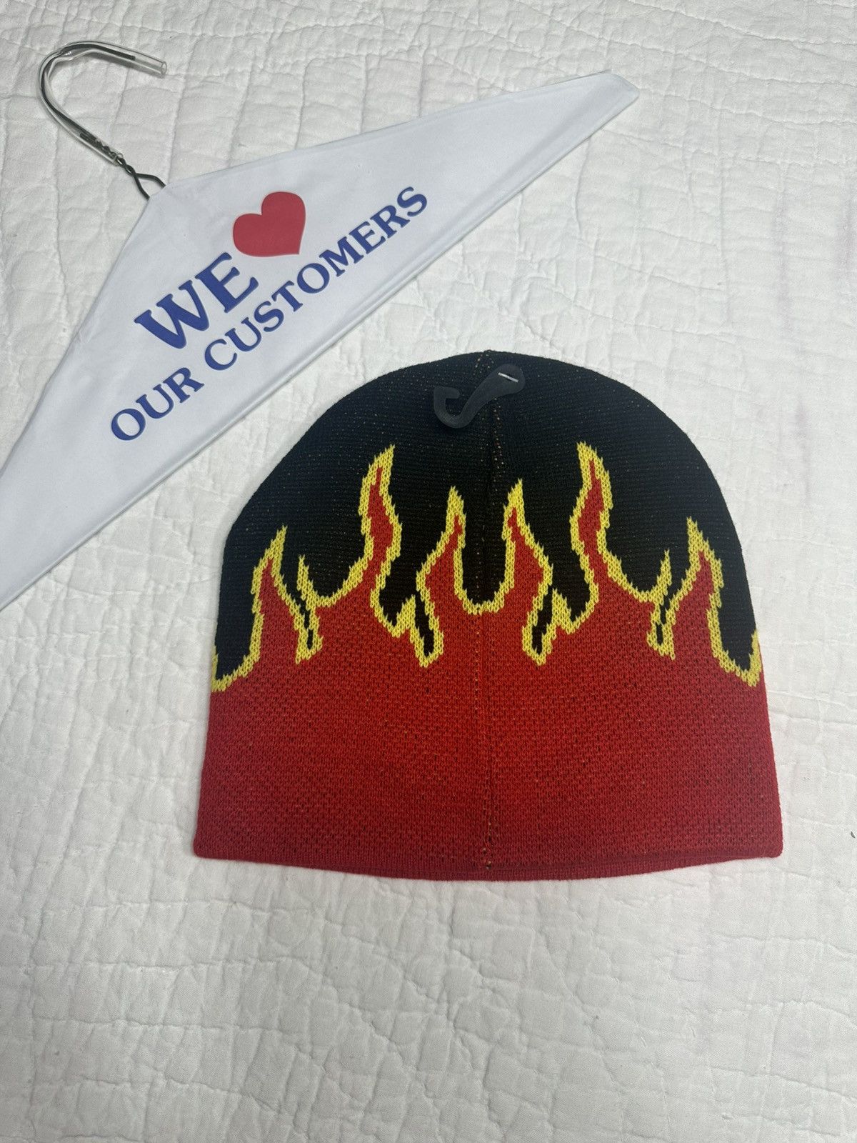 Decky Travis Scott Birds in the Trap 2016-17 Tour Flame Beanie/New Size ONE SIZE - 2 Thumbnail