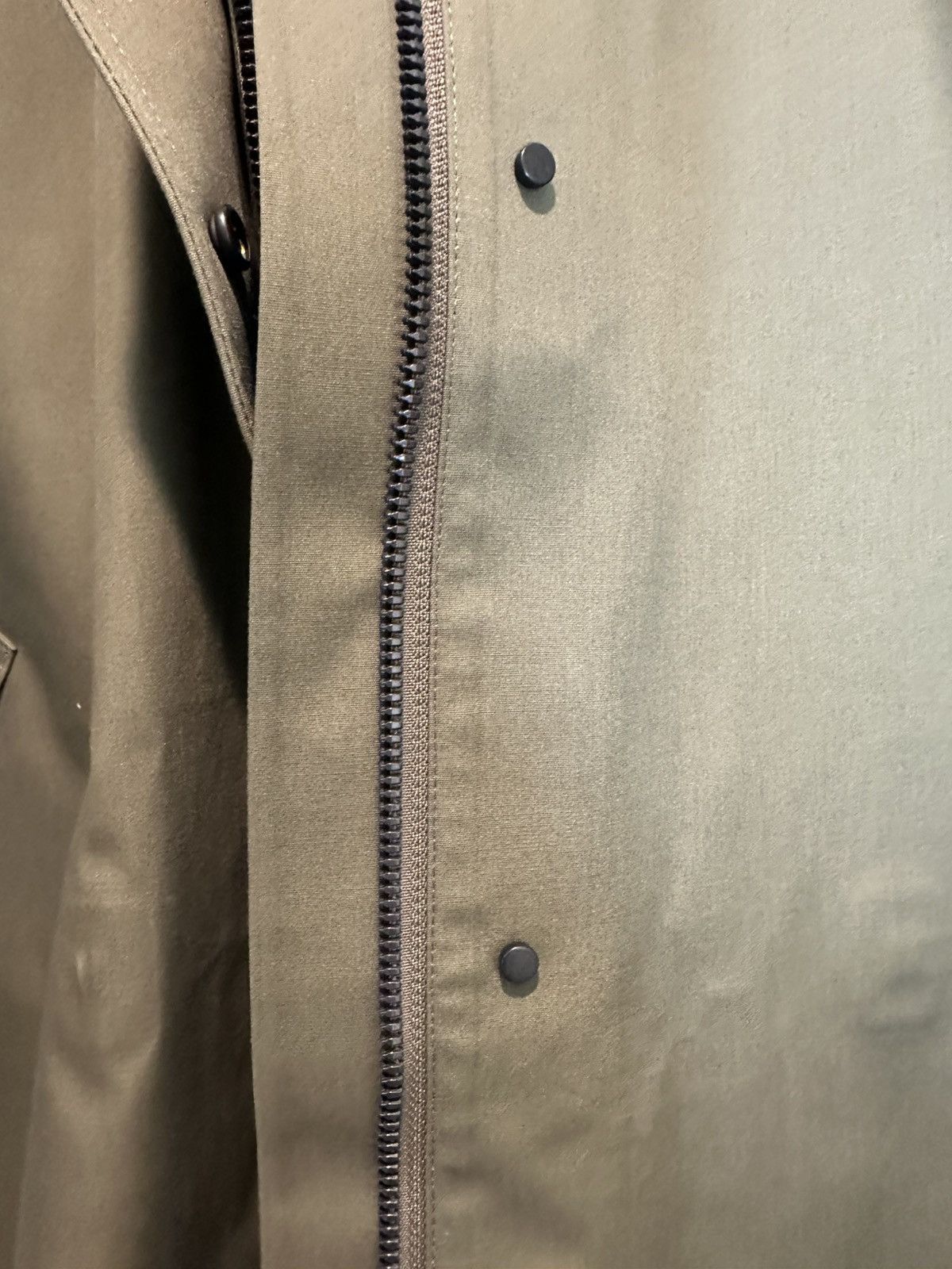 Marni × Uniqlo BNWT Unisex Marni x Uniqlo Tech Raincoat Size US XS / EU 42 / 0 - 8 Thumbnail