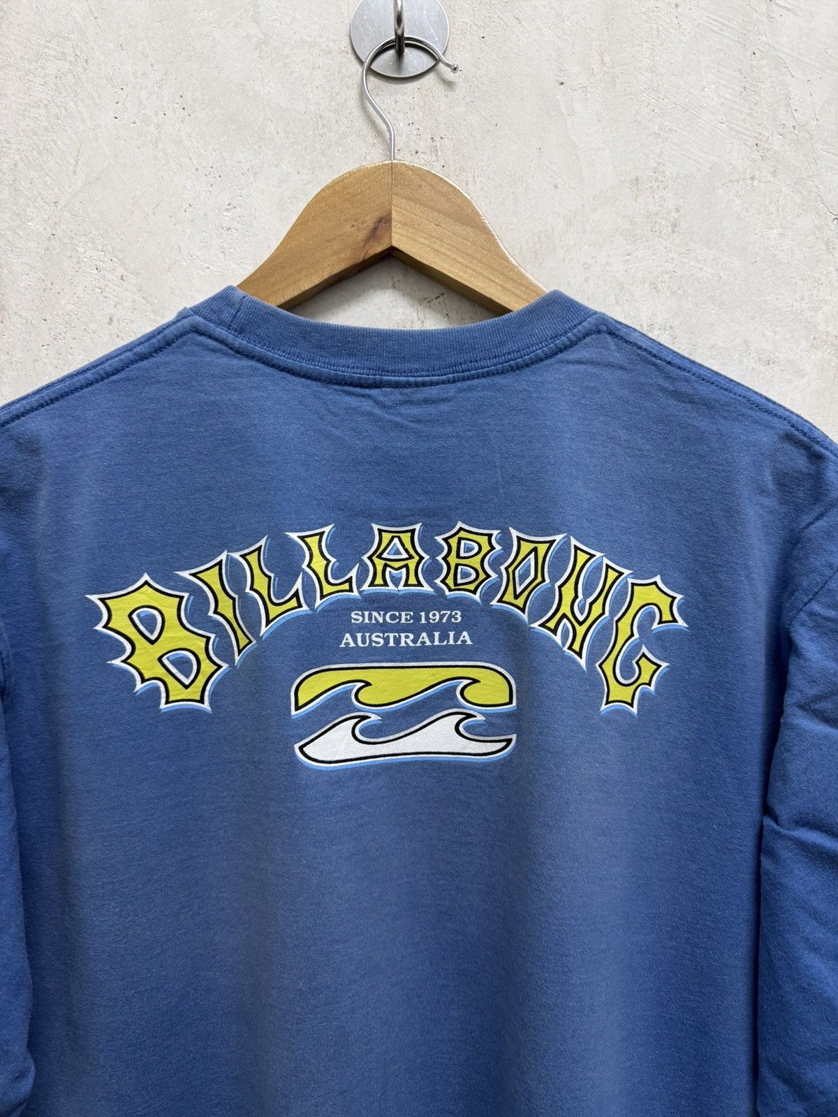 Billabong Vintage 90s Billabong Australia Surfing Backhitt Tshirt Size US L / EU 52-54 / 3 - 2 Thumbnail