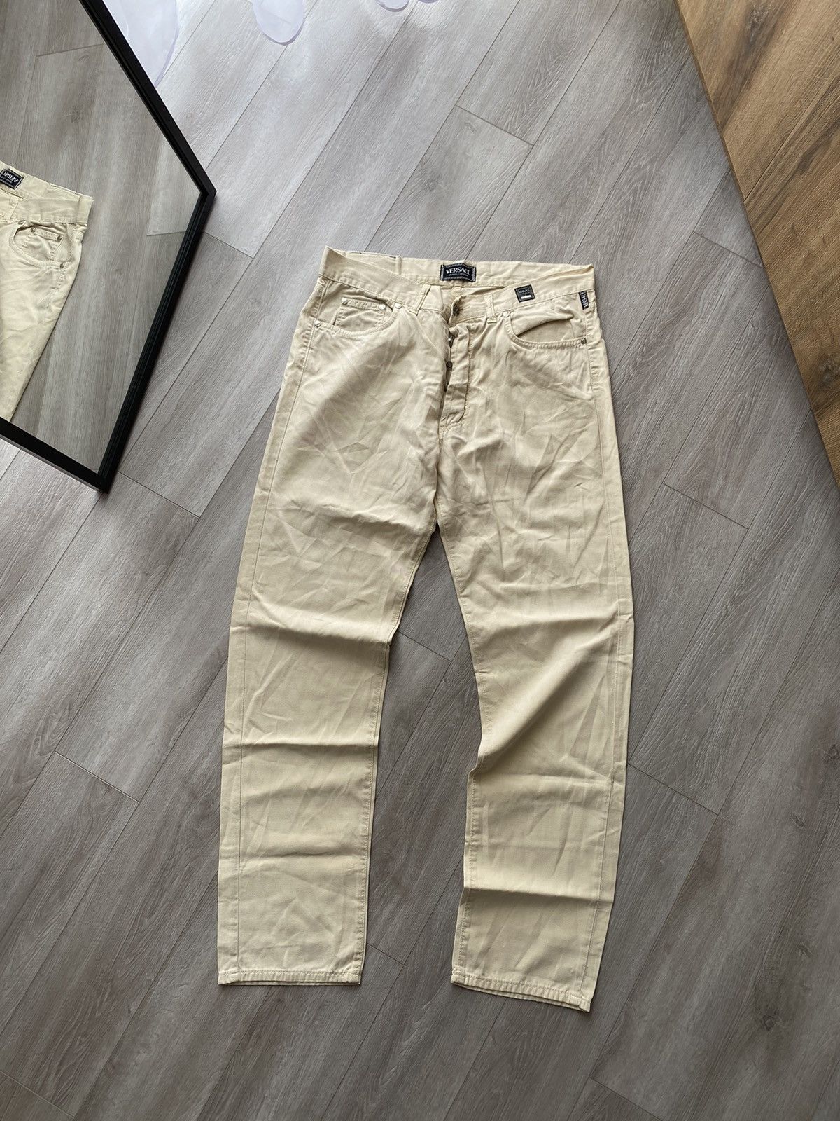 Versace × Versace Jeans Couture × Vintage Vintage Versace Jeans Couture Beige Chino Pants Trousers Size US 40 / EU 56 - 4 Thumbnail