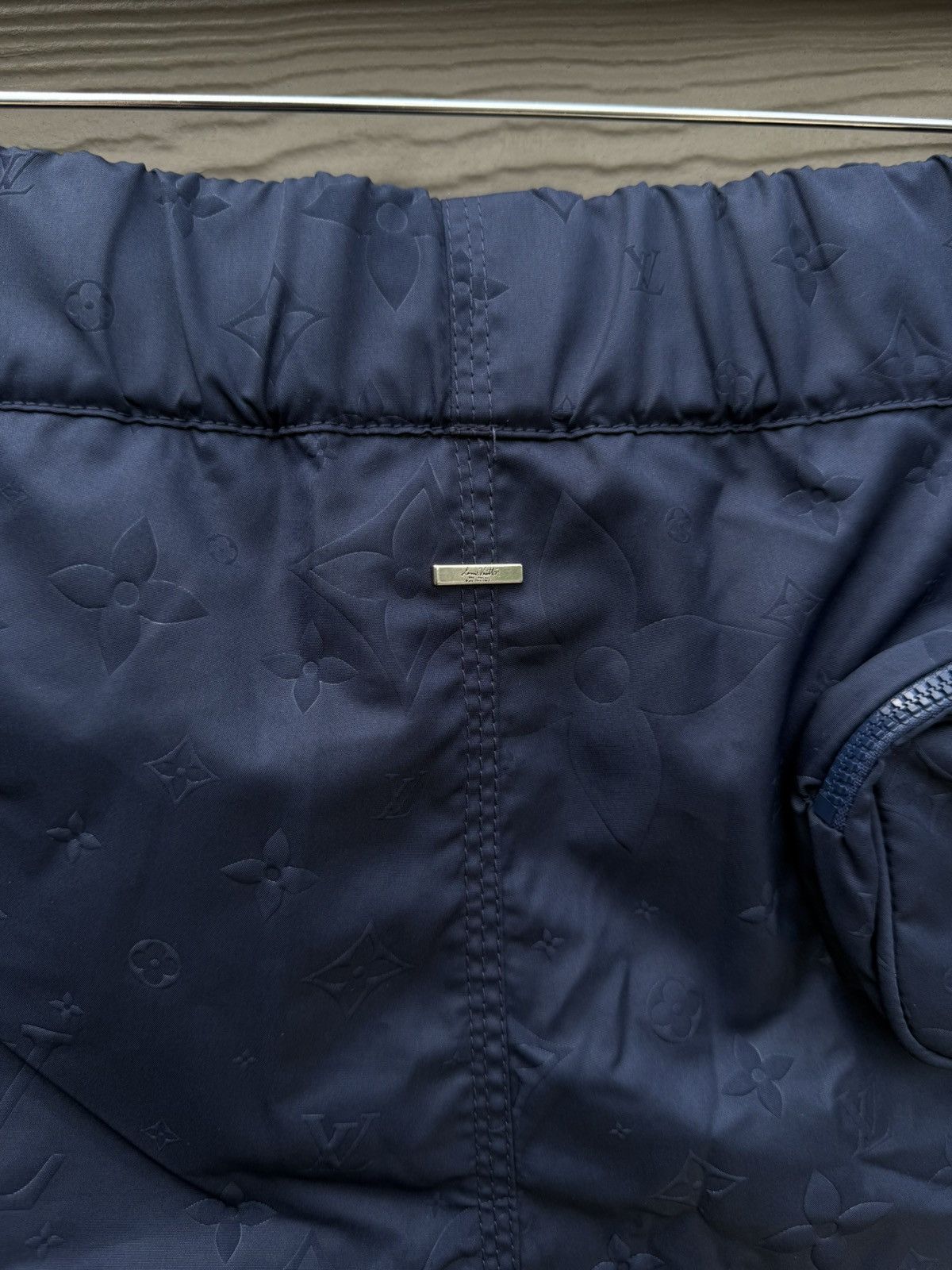 Louis Vuitton Louis Vuitton Blue Summer Swim Trunks Size XS (NEW) Size US 29 - 12 Thumbnail