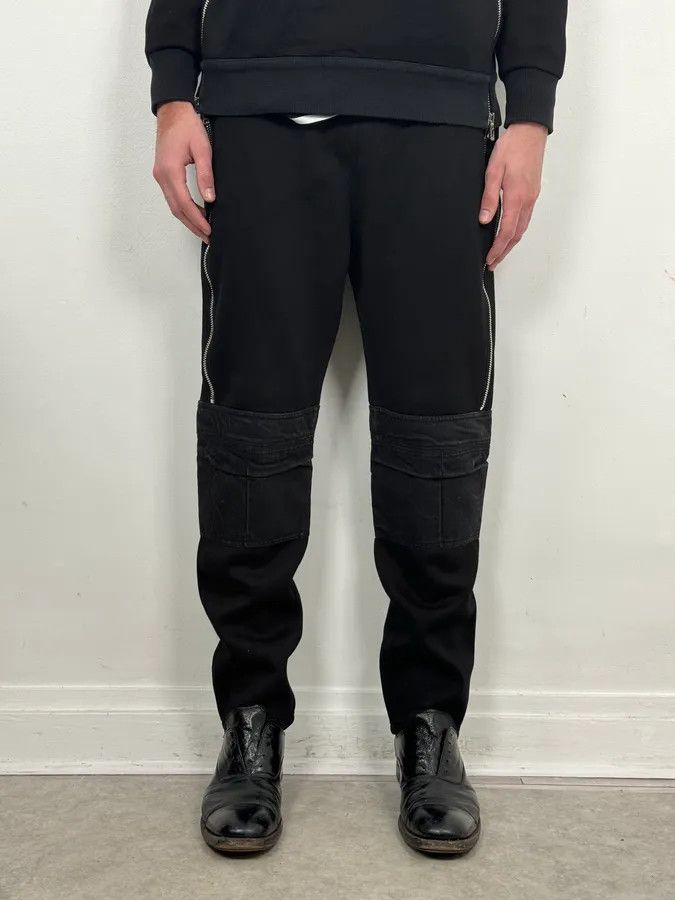 Givenchy AW2016 Givenchy Black Zip Cargo Sweatpants by Riccardo Tisci Size US 32 / EU 48 - 2 Thumbnail