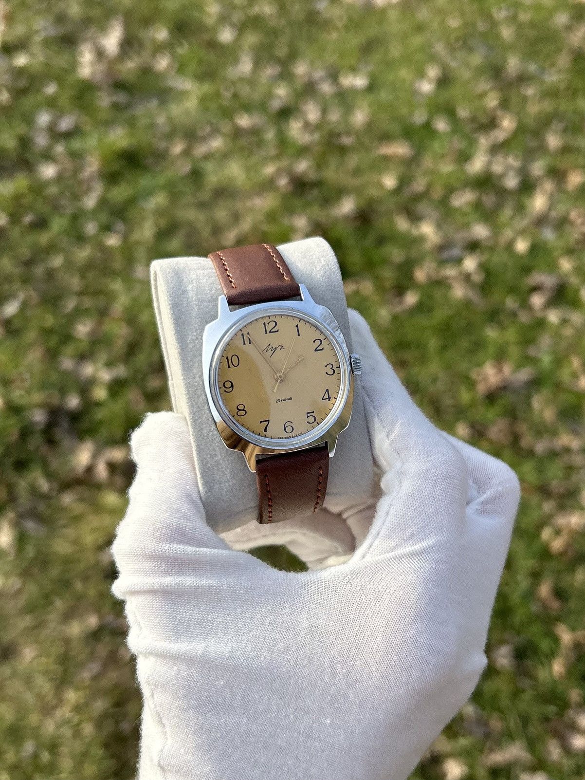 Vintage Vintage Watch Luch Soviet USSR Mechanical Retro 1980s Size ONE SIZE - 13 Thumbnail