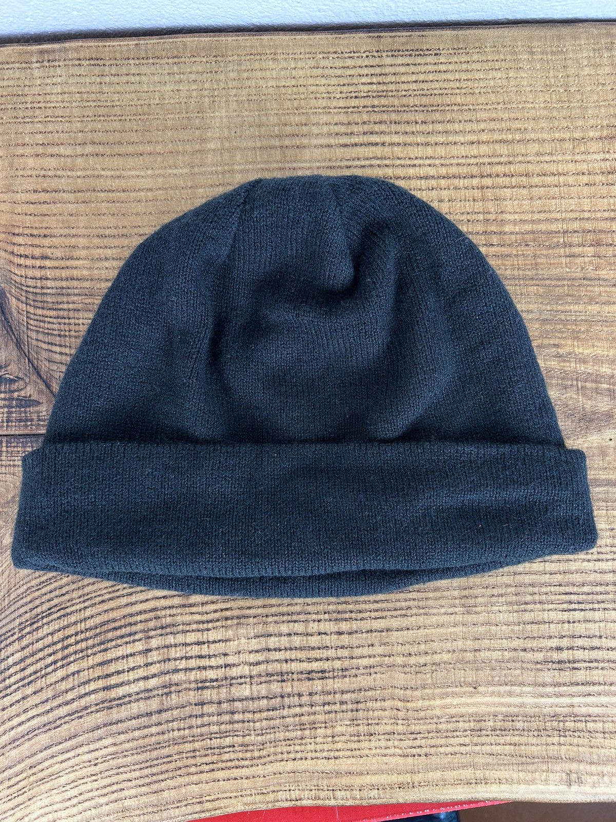 Nike Vintage Nike Reversible Beanie Hat In Black / Gray Size ONE SIZE - 3 Thumbnail