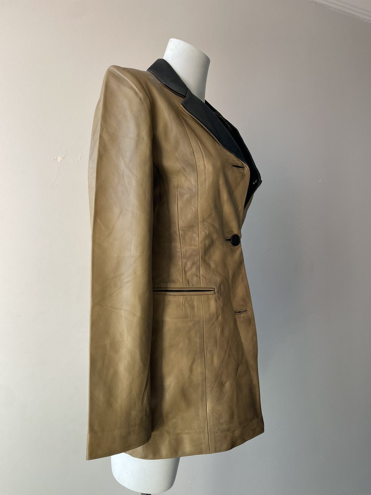 Vintage Vintage leather jacket Size M / US 6-8 / IT 42-44 - 14 Thumbnail