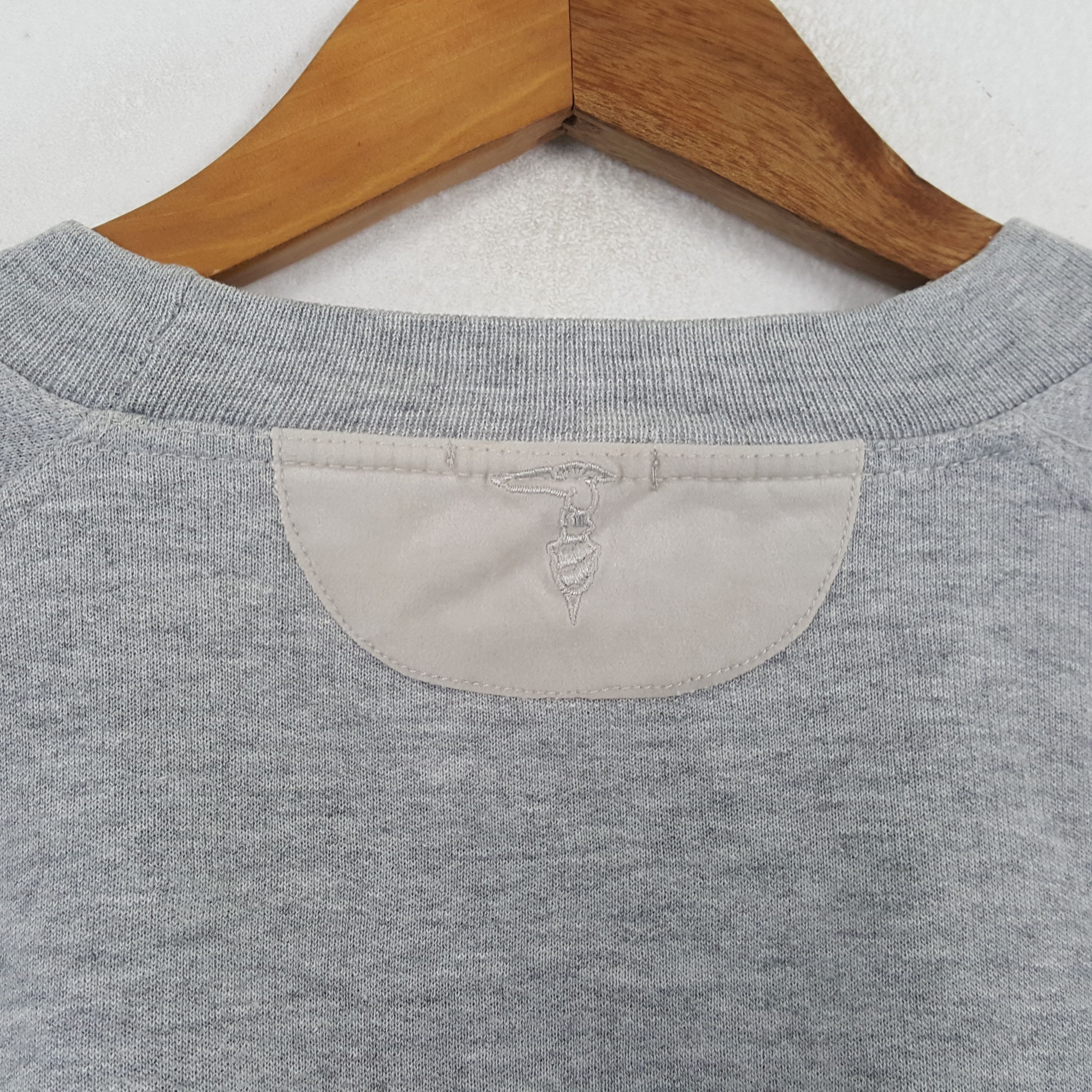 Trussardi × Vintage Vintage TRUSSARDI Italian Brand Big Logo Sweatshirt Size US L / EU 52-54 / 3 - 4 Thumbnail