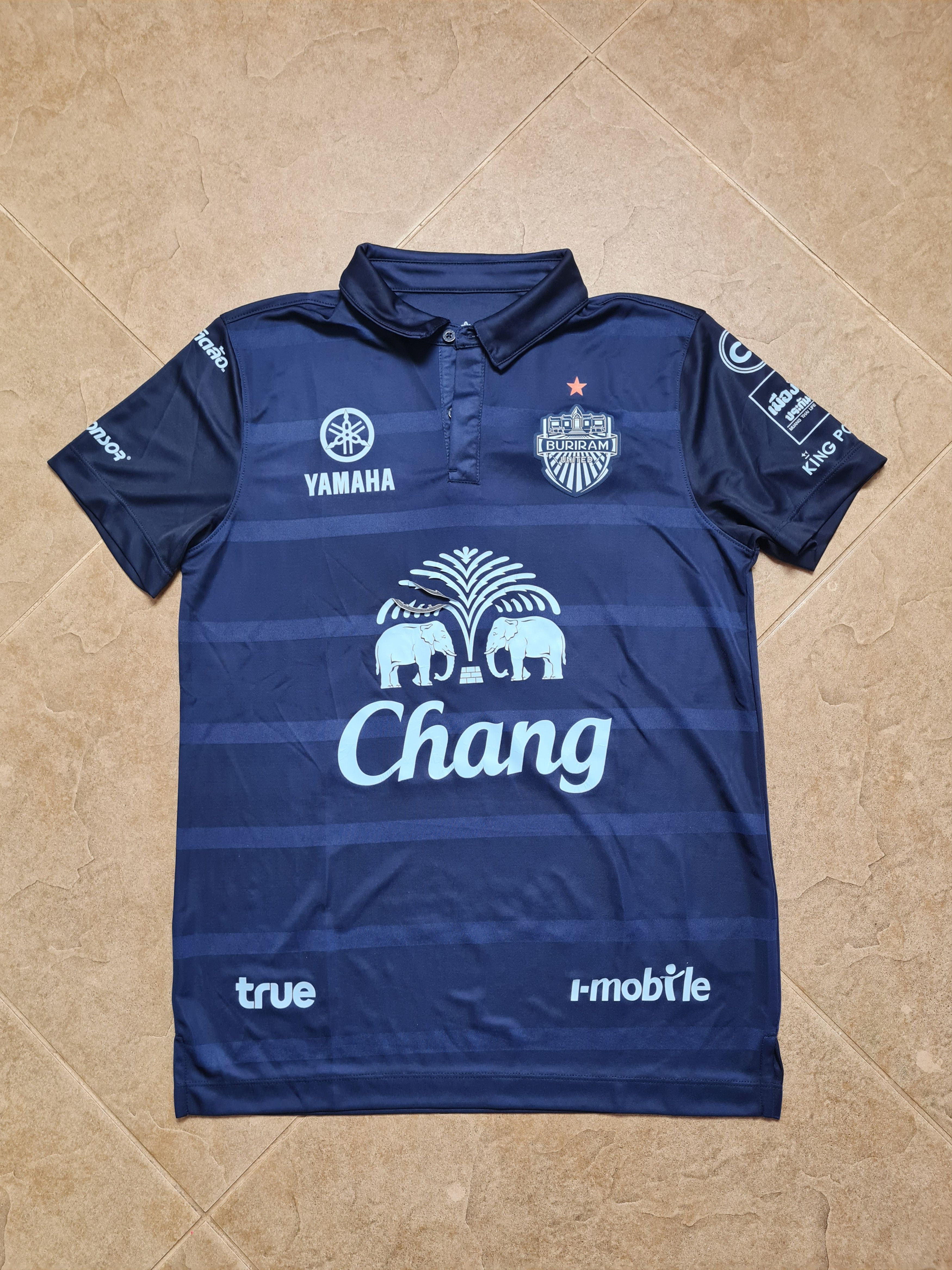 Other Football Jersey Buriram United FC Thailand Thai League 2017 Size US M / EU 48-50 / 2 - 5 Thumbnail