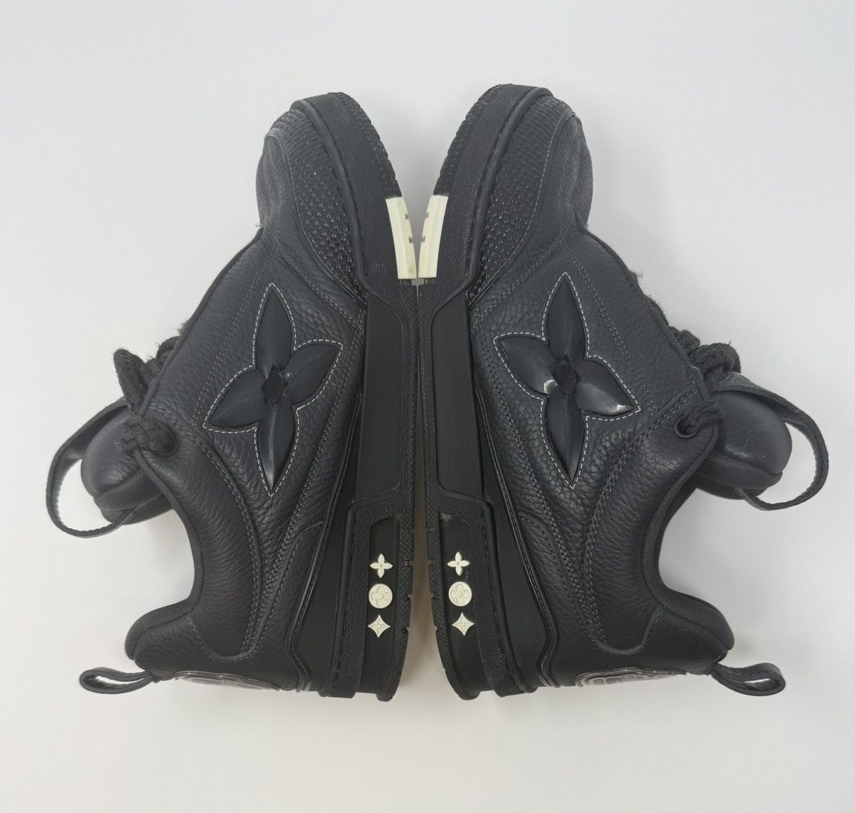 Louis Vuitton Louis Vuitton Skate Sneaker Black Size US 9 / EU 42 - 3 Thumbnail