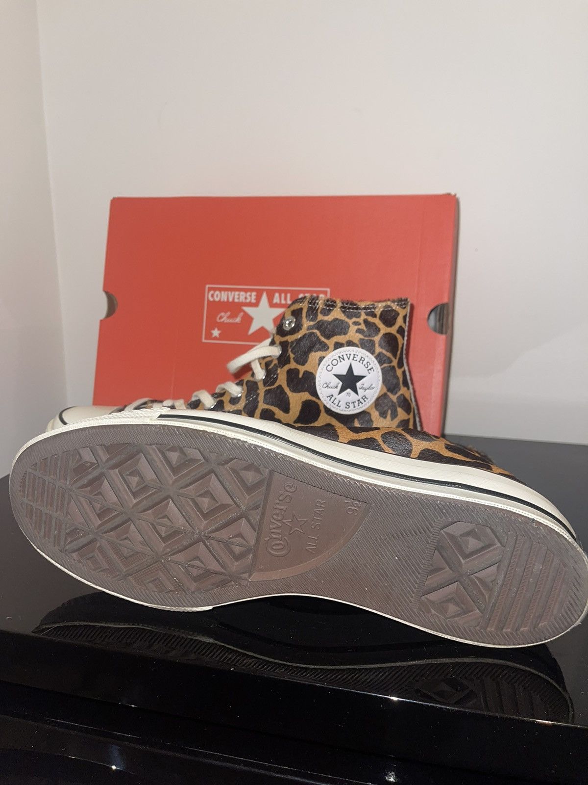 Converse RARE Giraffe Printed Fur Converse Size US 9.5 / EU 42-43 - 4 Thumbnail