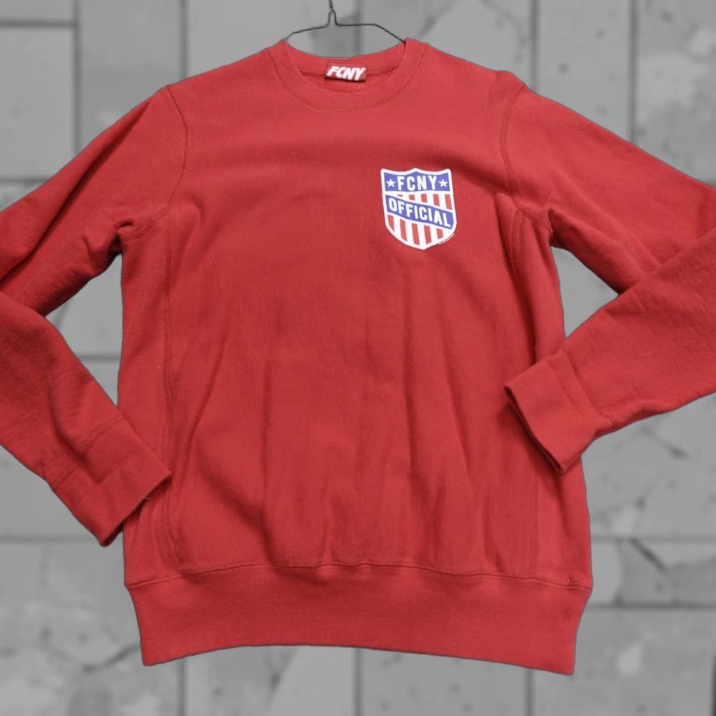 B Sides VINTAGE Fight Club New York Sweatshirt S Red FCNY Official Cotton Gusseted Sides Sweatshirt Mens Crew Neck Long Sleeve Pullover Size US S / EU 44-46 / 1 - 1 Thumbnail