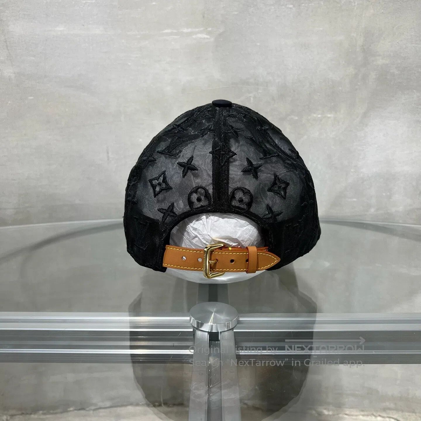 Louis Vuitton Louis Vuitton Hollowed-out, fully printed reading hat Size ONE SIZE - 4 Thumbnail