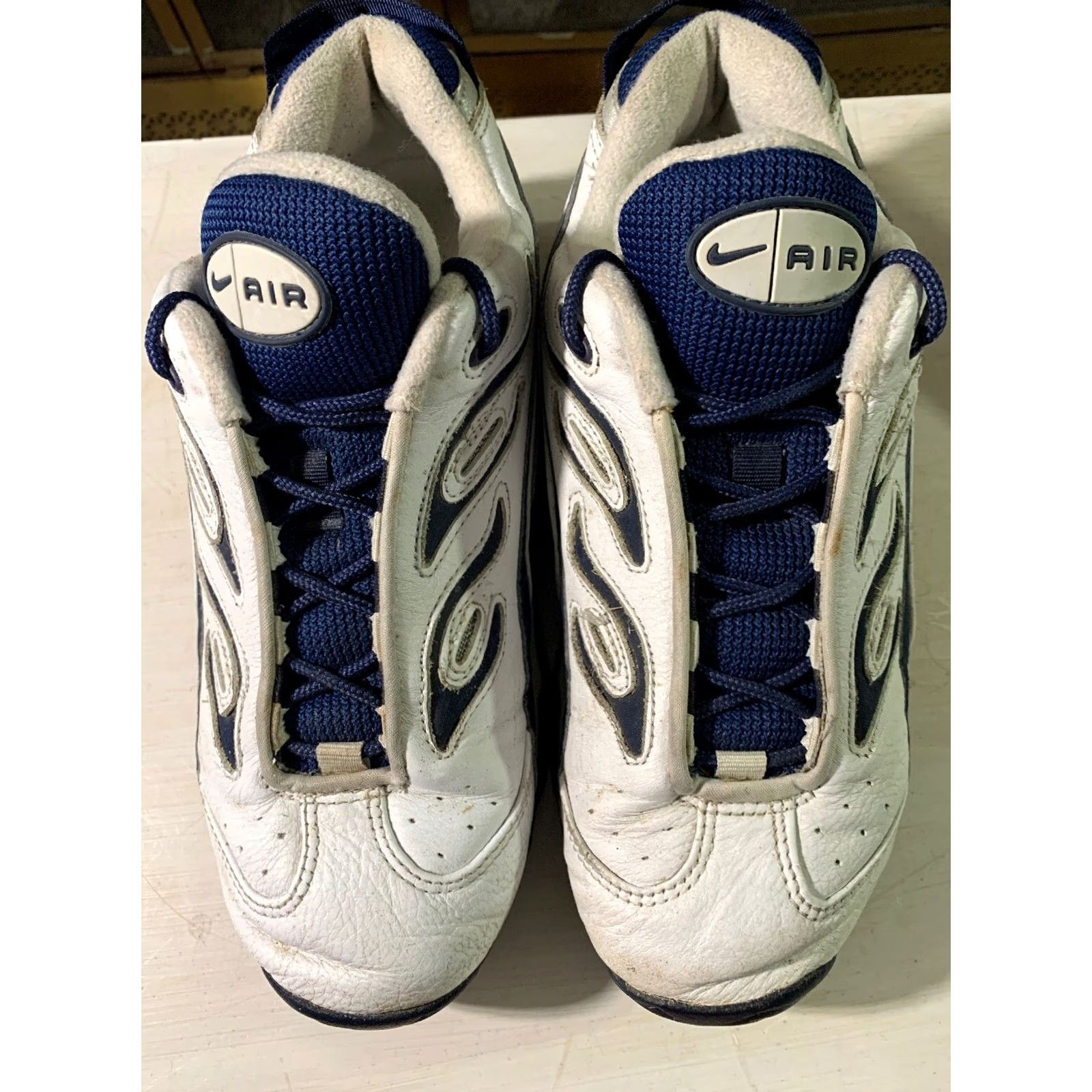 Nike VINTAGE Nike Air Butane Max Sneakers Leather 1999 Mens Size 9 White Blue 90s Nike Shoes Mens Size US 9 / EU 42 - 6 Thumbnail