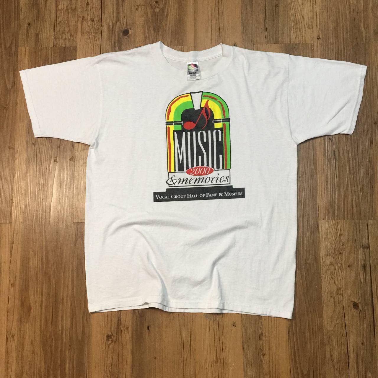 Fruit Of The Loom × Vintage Vintage 2000 Music & Memories Hall of Fame Tee T Shirt Size US L / EU 52-54 / 3 - 1 Thumbnail