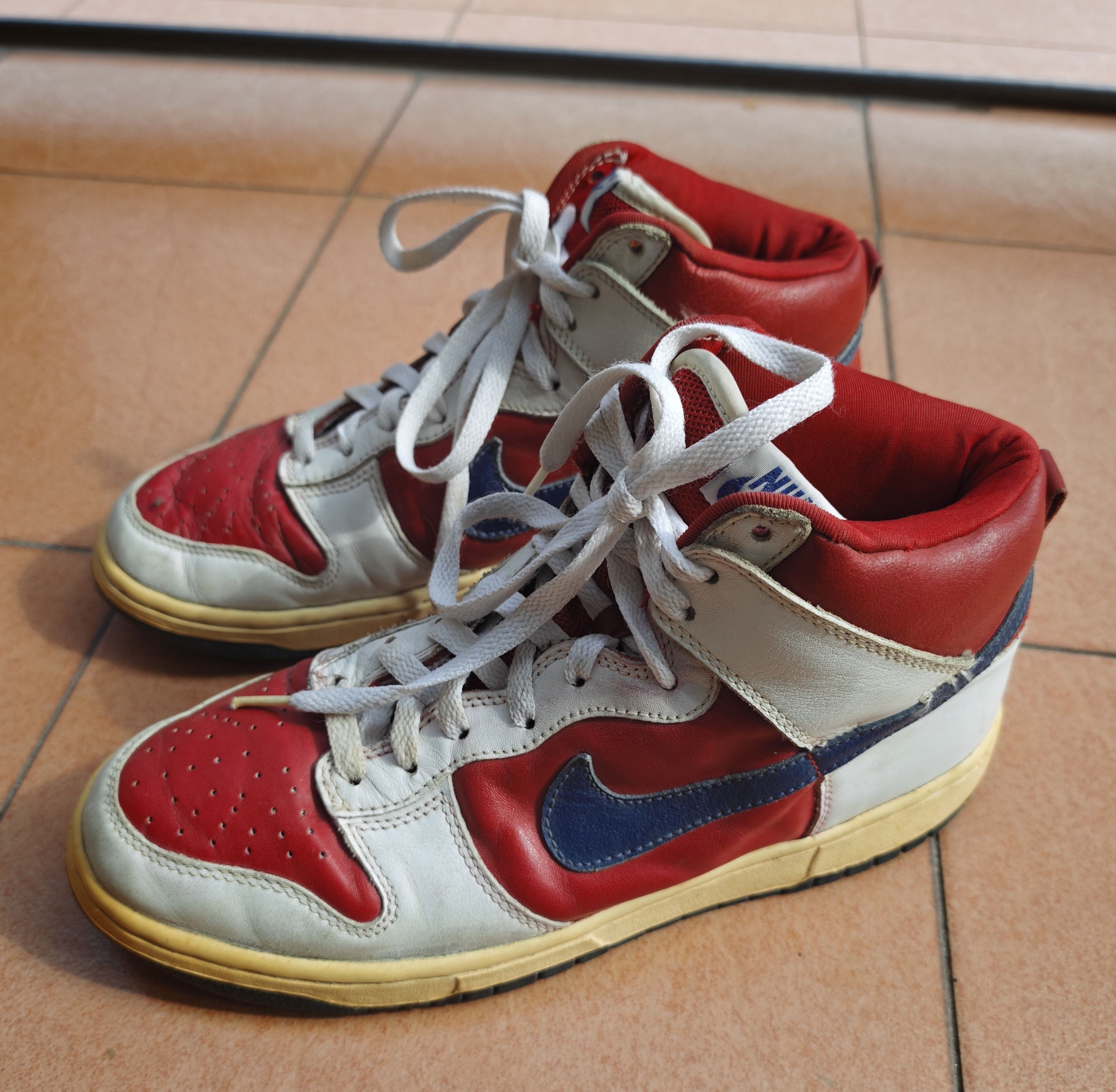 Nike Rare!! Vintage 2003 Nike Dunk Rapid Varsity Size US 9 / EU 42 - 1 Thumbnail