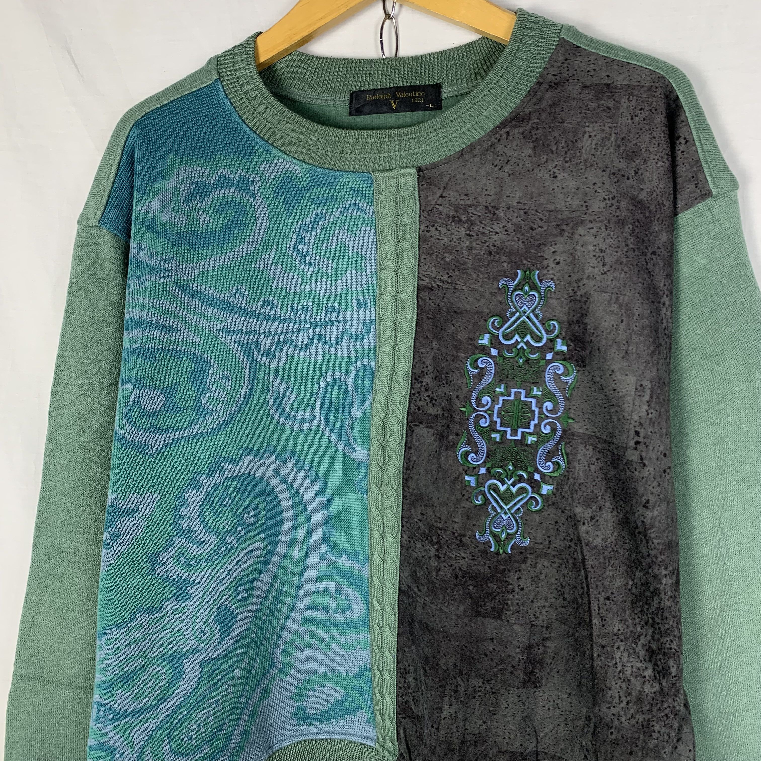 Valentino Vintage Rudolph Valentino Pattern Sweatshirt Boxy Crewneck Size US L / EU 52-54 / 3 - 2 Thumbnail