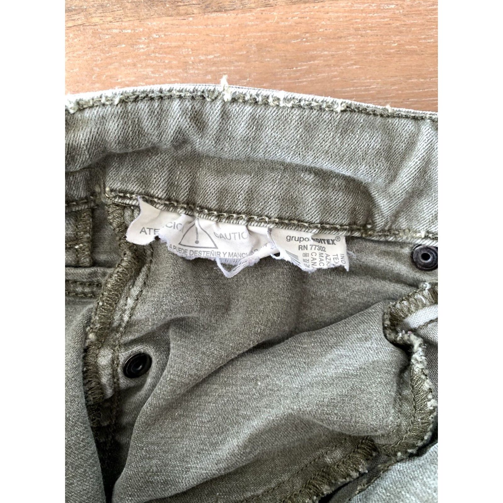 Zara Zara Skinny High Rise Jeans Women’s Size 23x25 Distressed Green Ankle Stretch Jeans Slim Pockets Stretch Womens Size 40" / US 18 - 7 Thumbnail