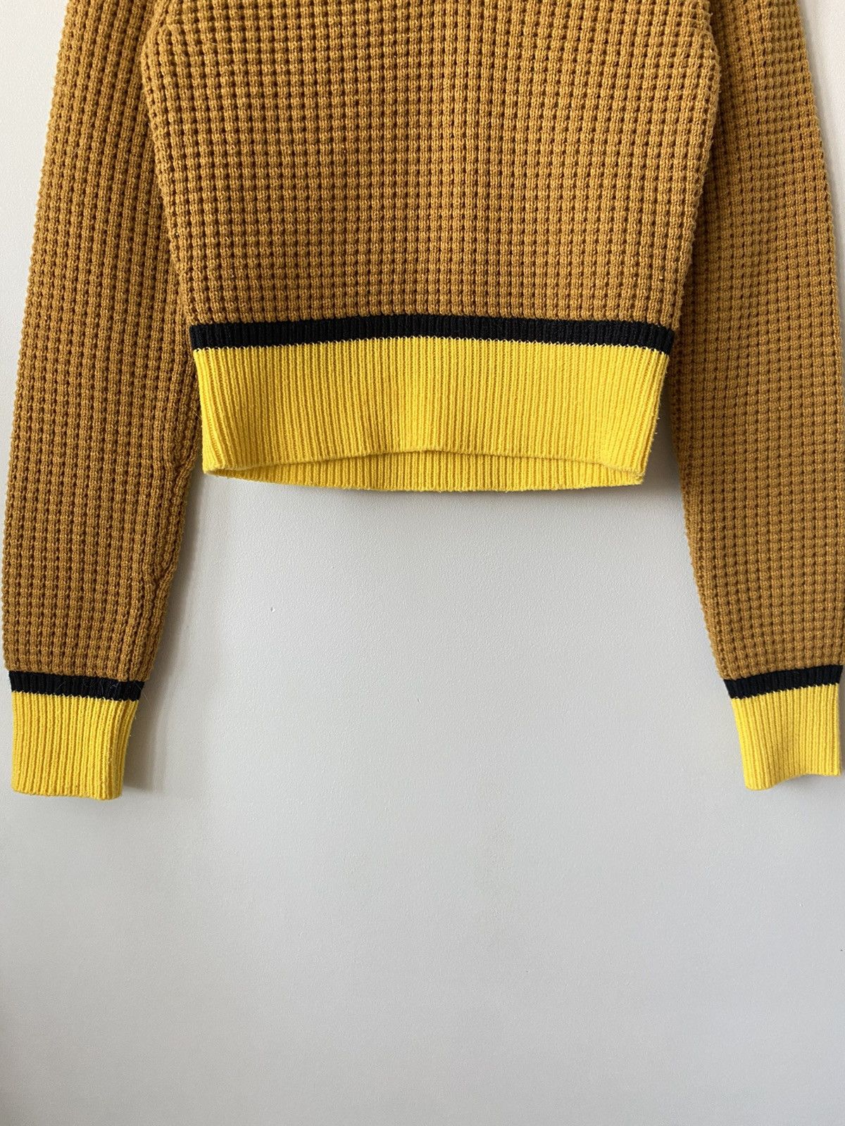 Marni Marni x Uniqlo v neck Knit sweater Size XS / US 0-2 / IT 36-38 - 6 Thumbnail