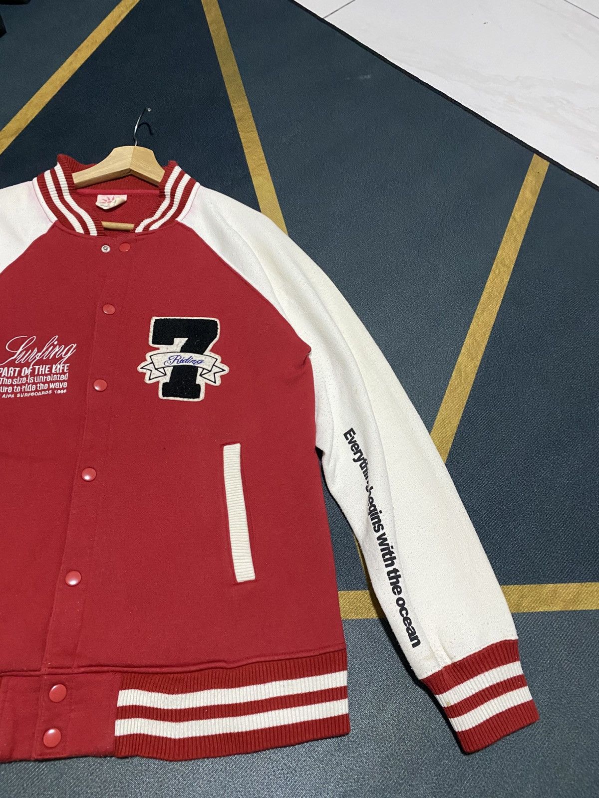 Other Varsity Jacket Red colour Ben Aipa Surfboard Large Size US L / EU 52-54 / 3 - 3 Thumbnail