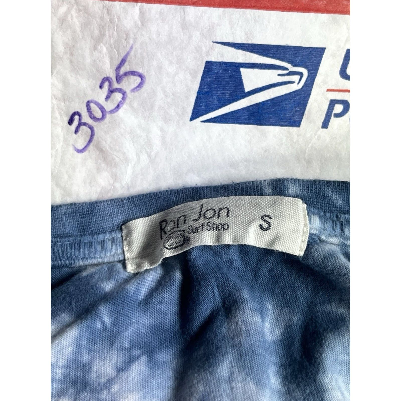 Ron Jon Surf Shop Ron Jon Surf Shop T-Shirt Long Sleeve Crewneck Mens Size Small Blue Florida Orlando Surf Shop Shirt Size US S / EU 44-46 / 1 - 8 Thumbnail