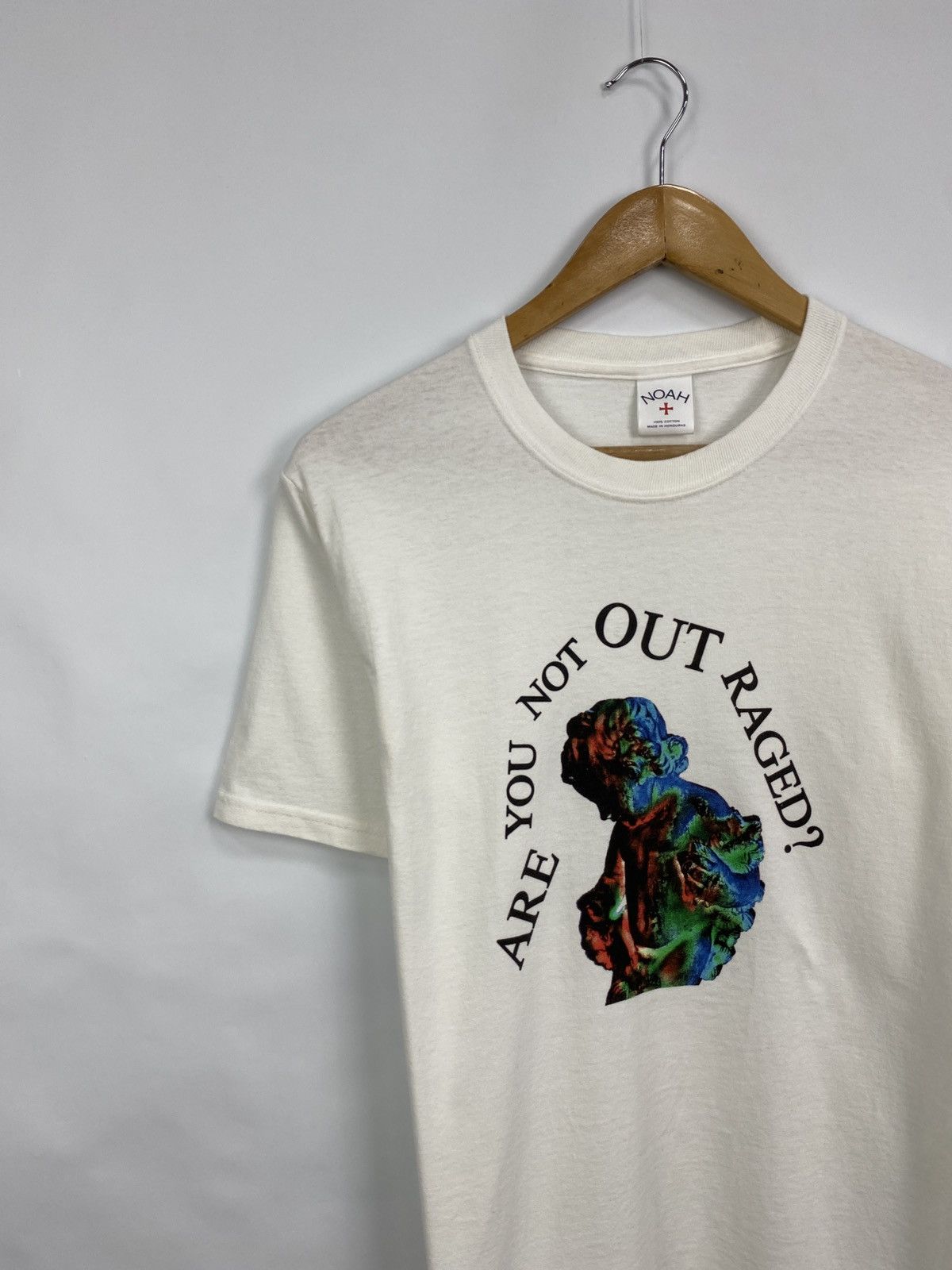 Dover Street Market × Noah Noah T-Shirt Are You Not Outraged Size US S / EU 44-46 / 1 - 2 Thumbnail