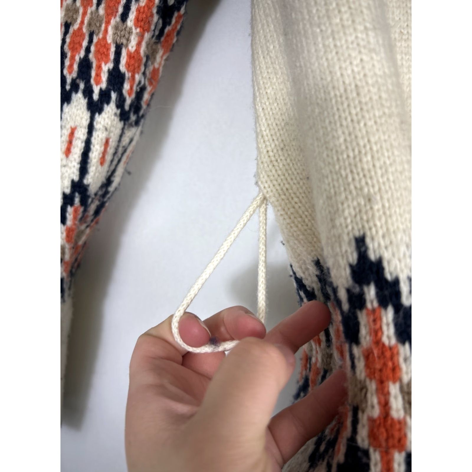 Lucky Brand VINTAGE Lucky Brand Cardigan Womens XS Wool Blend Belt Missing Belt Aztec Woodland Cream Blue Wool Blend Belted Cardigan Womens XS Blue Aztec Theme Size XS / US 0-2 / IT 36-38 - 6 Thumbnail