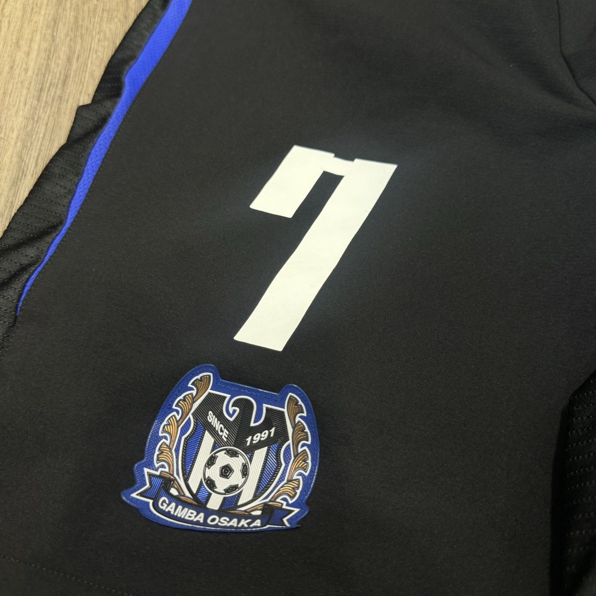 Umbro Osaka Gamba 2012 special shirt #7 Endo (full set) Size US M / EU 48-50 / 2 - 12 Thumbnail