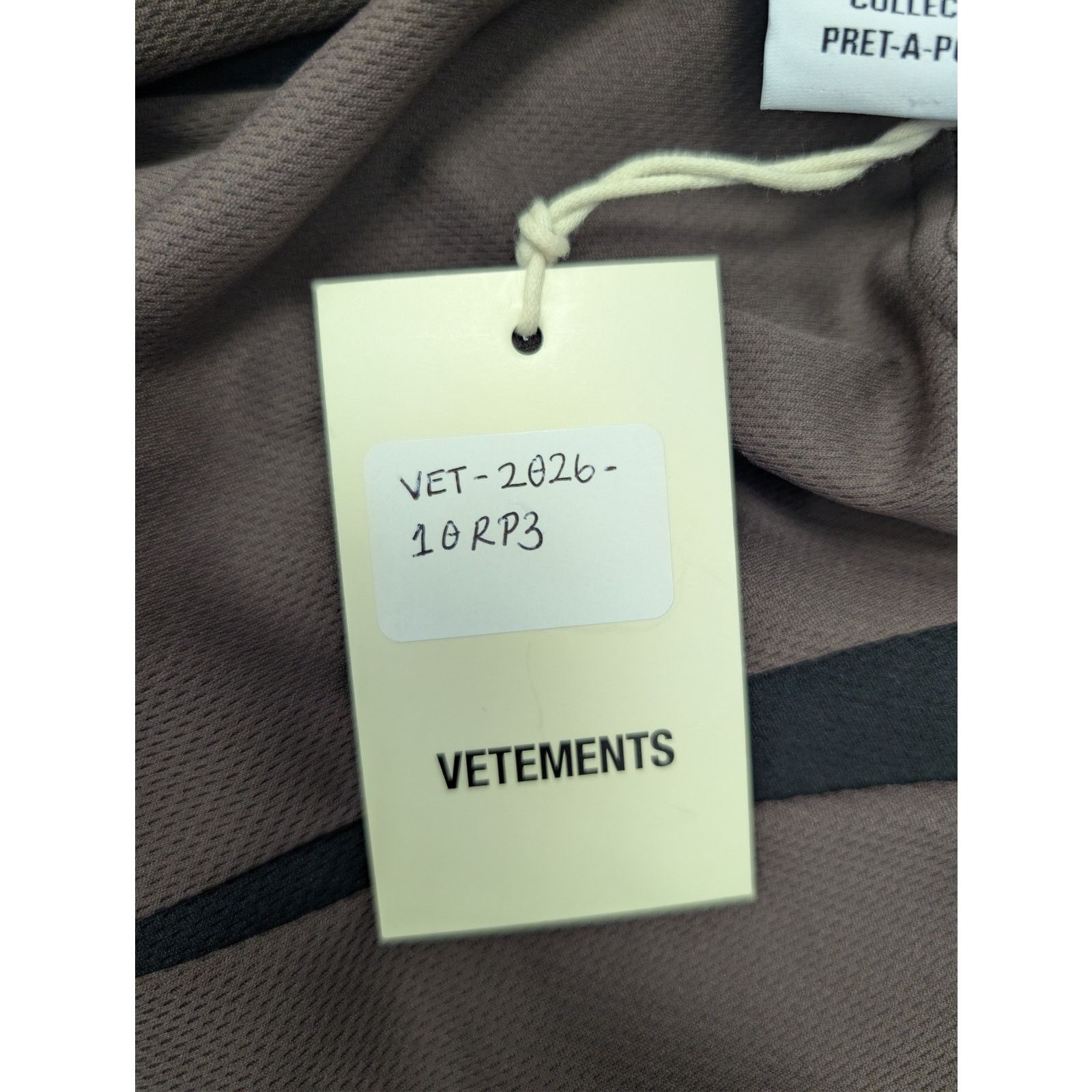 Vetements o1rshd1 Trademark Football Jersey T-Shirt in chocolate brown Size US S / EU 44-46 / 1 - 20 Thumbnail