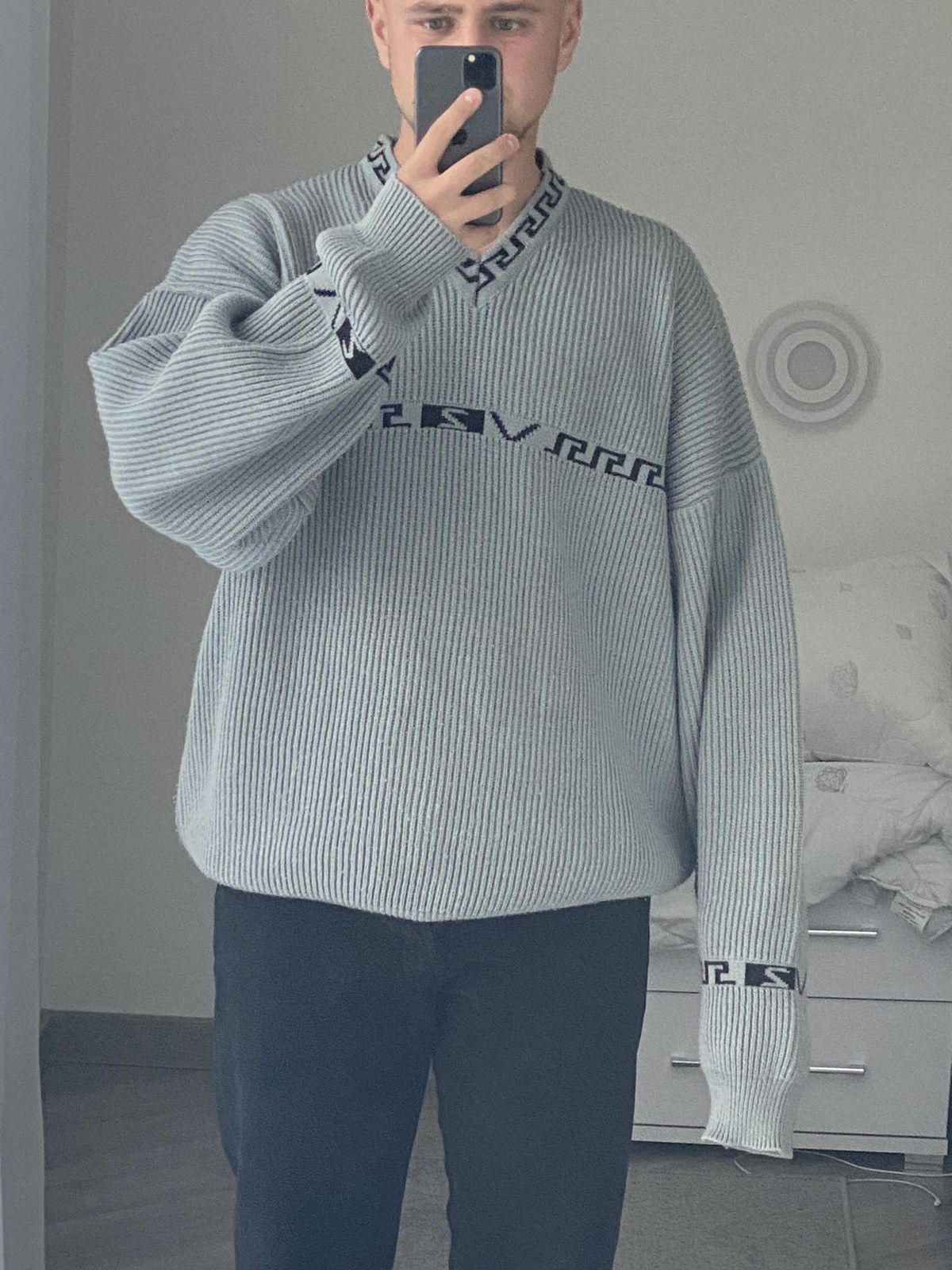 Versace 90s Rare VERSACE Classic V2 V Neck Sweatshirt Fleece Softt Size US L / EU 52-54 / 3 - 6 Thumbnail