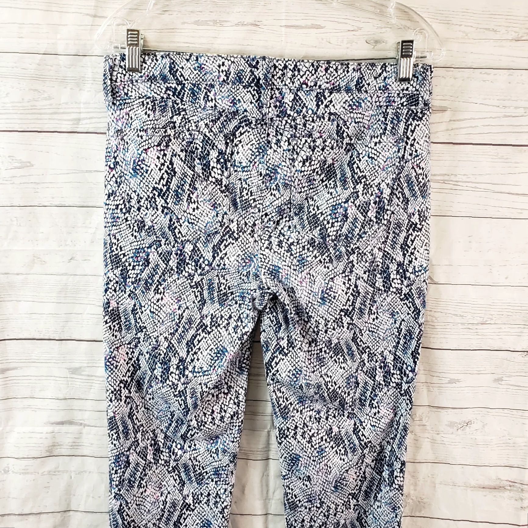 NYDJ NYDJ Womens Sheri Slim Cropped Jeans Sz 6 Blue Mid Rise Cropped Jeans Womens Purple Animal Print Nydj Sheri 26 Inseam 6 Women Size 28" / US 6 / IT 42 - 4 Thumbnail