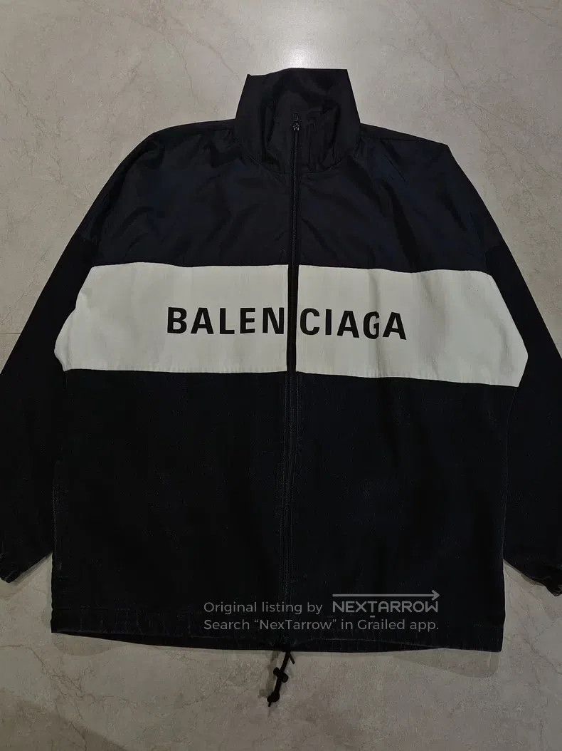 Balenciaga Balenciaga Windbreaker Jacket Size XS / US 0-2 / IT 36-38 - 1 Thumbnail