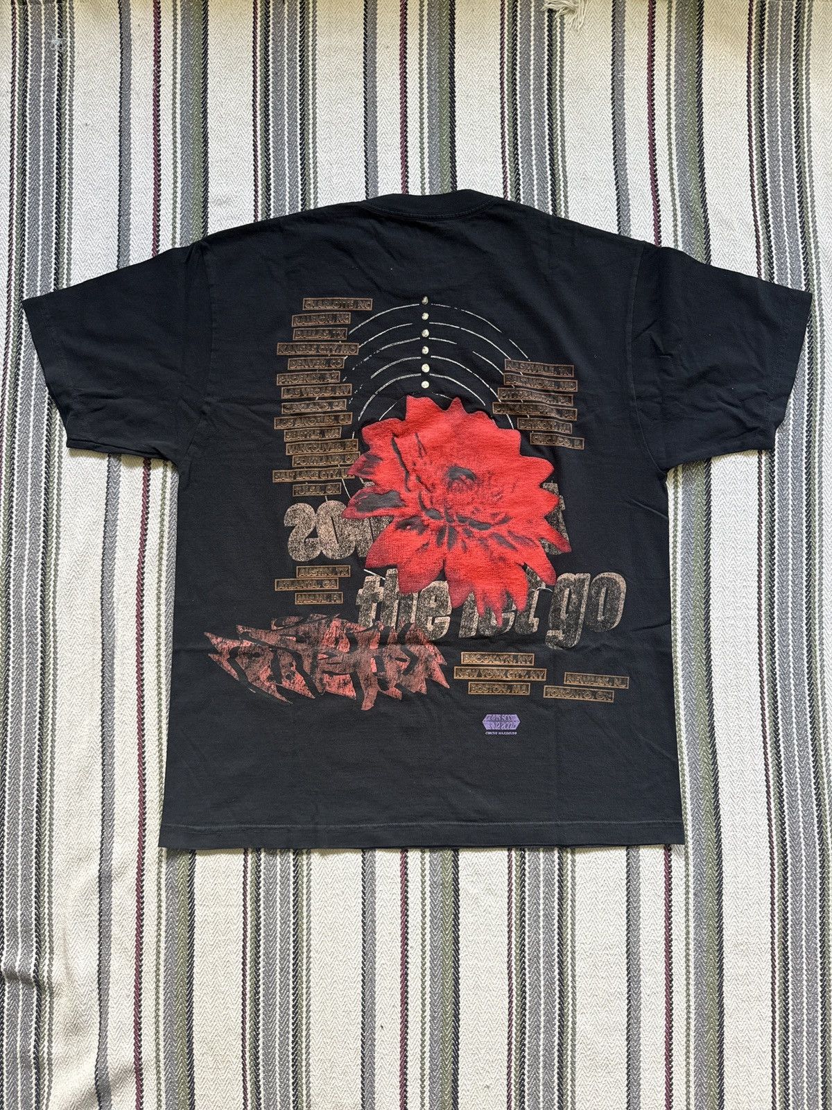 Travis Scott Travis Scott Utopia tour tee Size US L / EU 52-54 / 3 - 2 Thumbnail