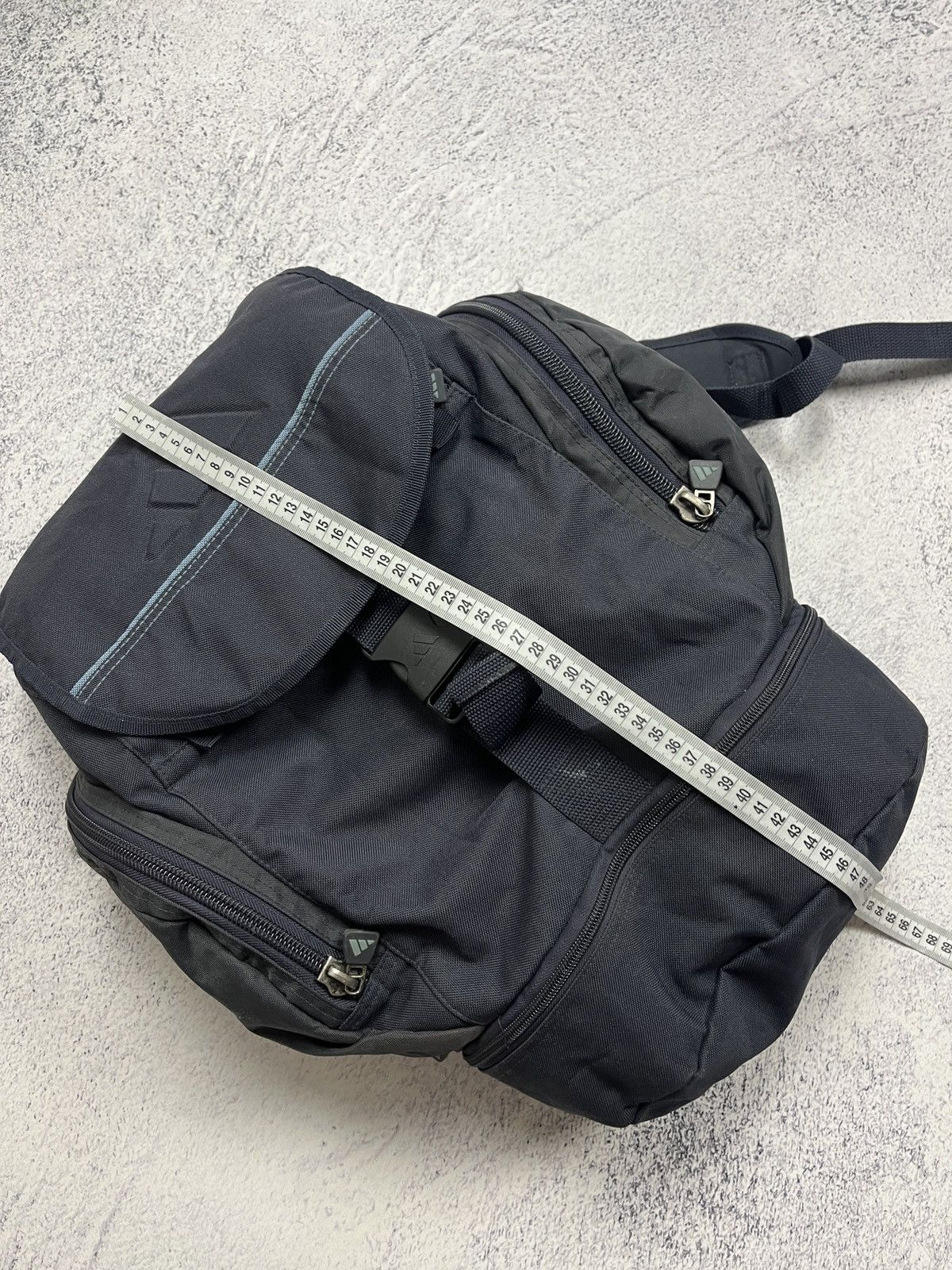 Adidas Vintage Adidas 00’s Y2K Logo Backpack Streetwear Hype Rare Size ONE SIZE - 19 Thumbnail