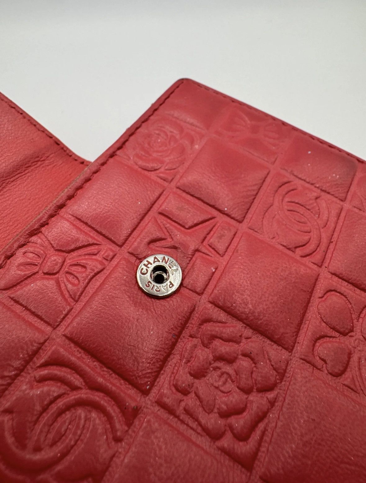 Chanel 2000s Chanel 'Lucky Charm' CC Crimson Leather Wallet Size ONE SIZE - 4 Thumbnail