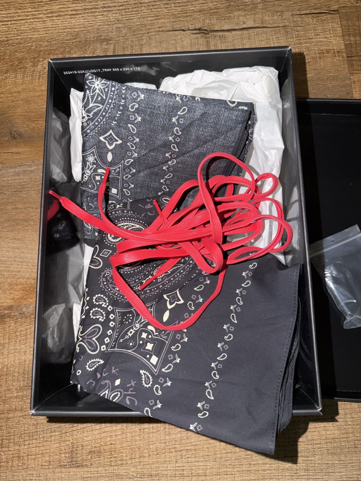 Jordan Brand × Travis Scott Jordan 1 Travis Scott Phantom black. Size US 9.5 / EU 42-43 - 14 Thumbnail