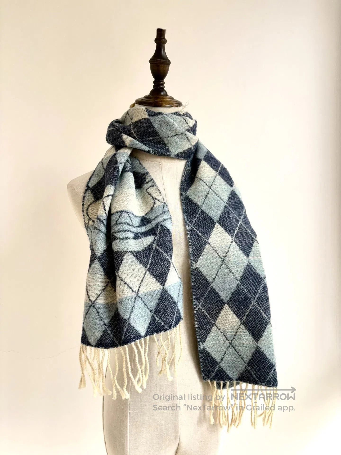 Vivienne Westwood Vivienne Westwood Argyle Saturn Wool Scarf. Size ONE SIZE - 1 Thumbnail
