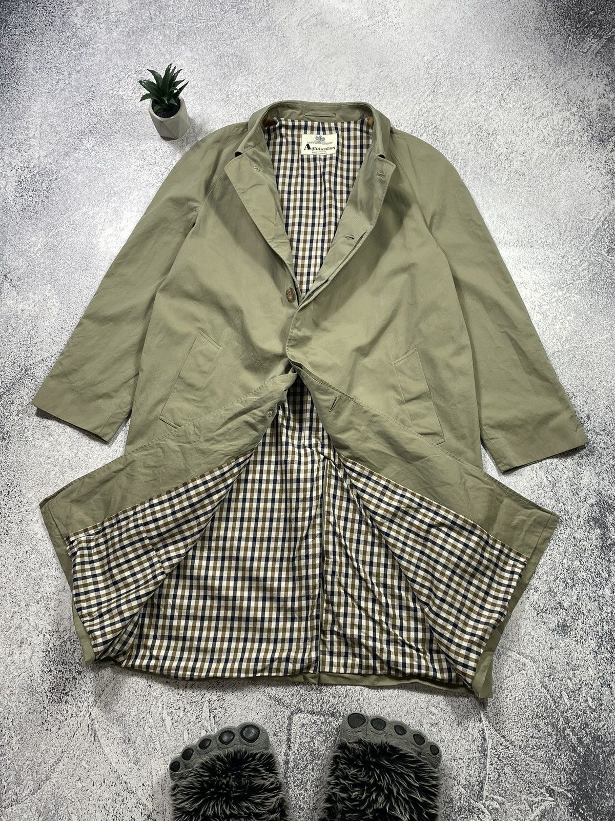 image of Aquascutum Vintage Aquascuatum Trench Coat in Khaki, Men's (Size XL)