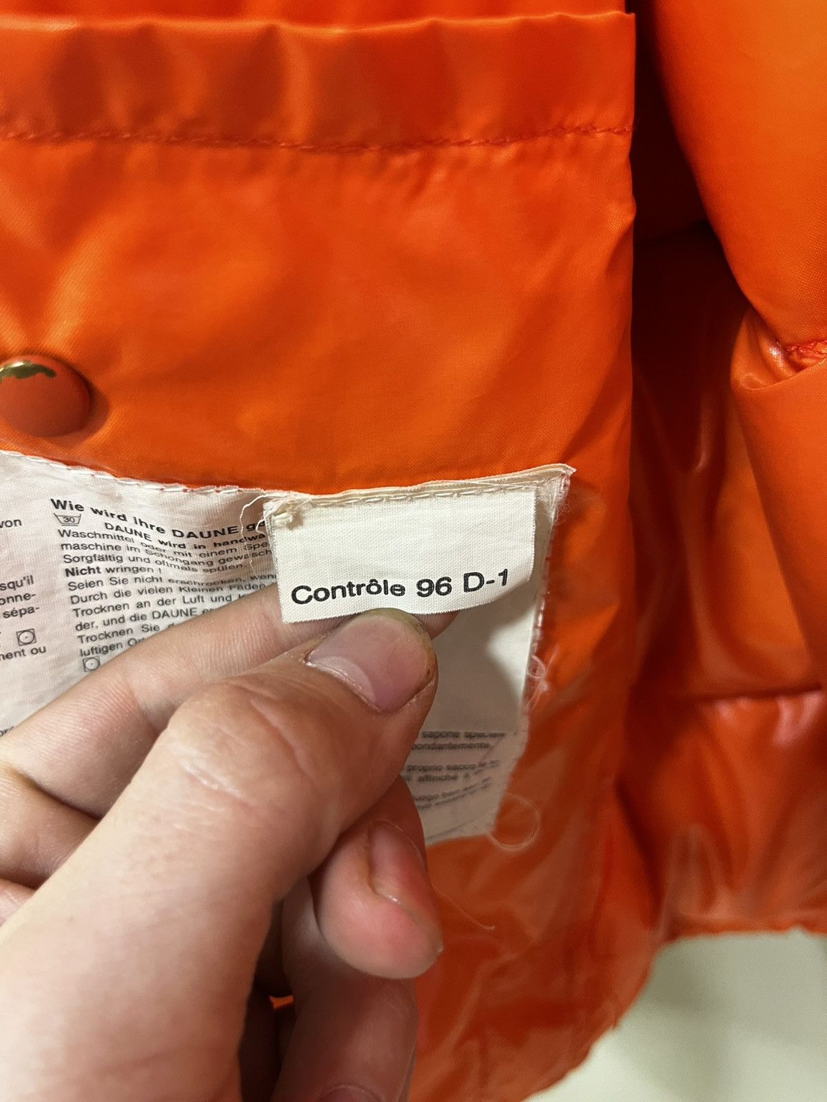 Moncler Moncler Orange Puffer Down Jacket Grenoble Rare Vintage Size US M / EU 48-50 / 2 - 13 Thumbnail