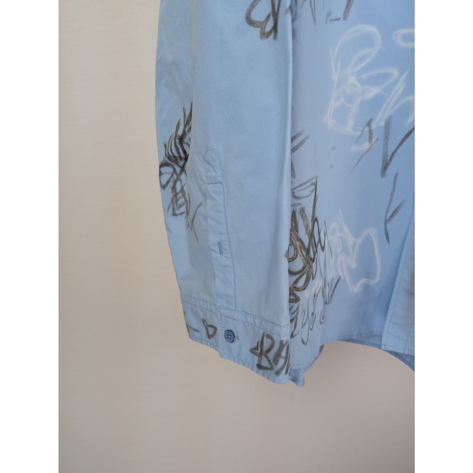 Balenciaga o1rshd1 Cotton Poplin Graffiti Shirt in Sky Blue Size US L / EU 52-54 / 3 - 6 Thumbnail